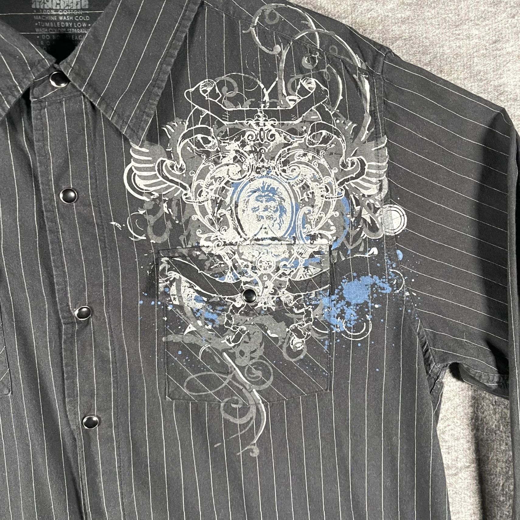 Toy Machine Machine Shirt Mens Medium Black Pinstripe Pearl Snap Crest Graphical Rockabilly Size US M / EU 48-50 / 2 - 4 Thumbnail