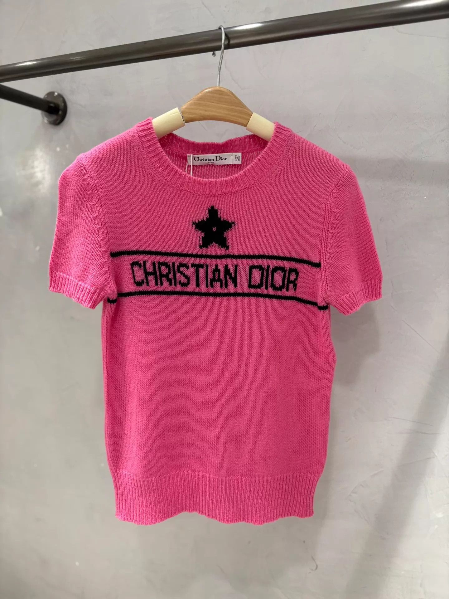 Dior Dior Pink Lucky Star Cashmere SS Top 34 Size XS / US 0-2 / IT 36-38 - 1 Thumbnail