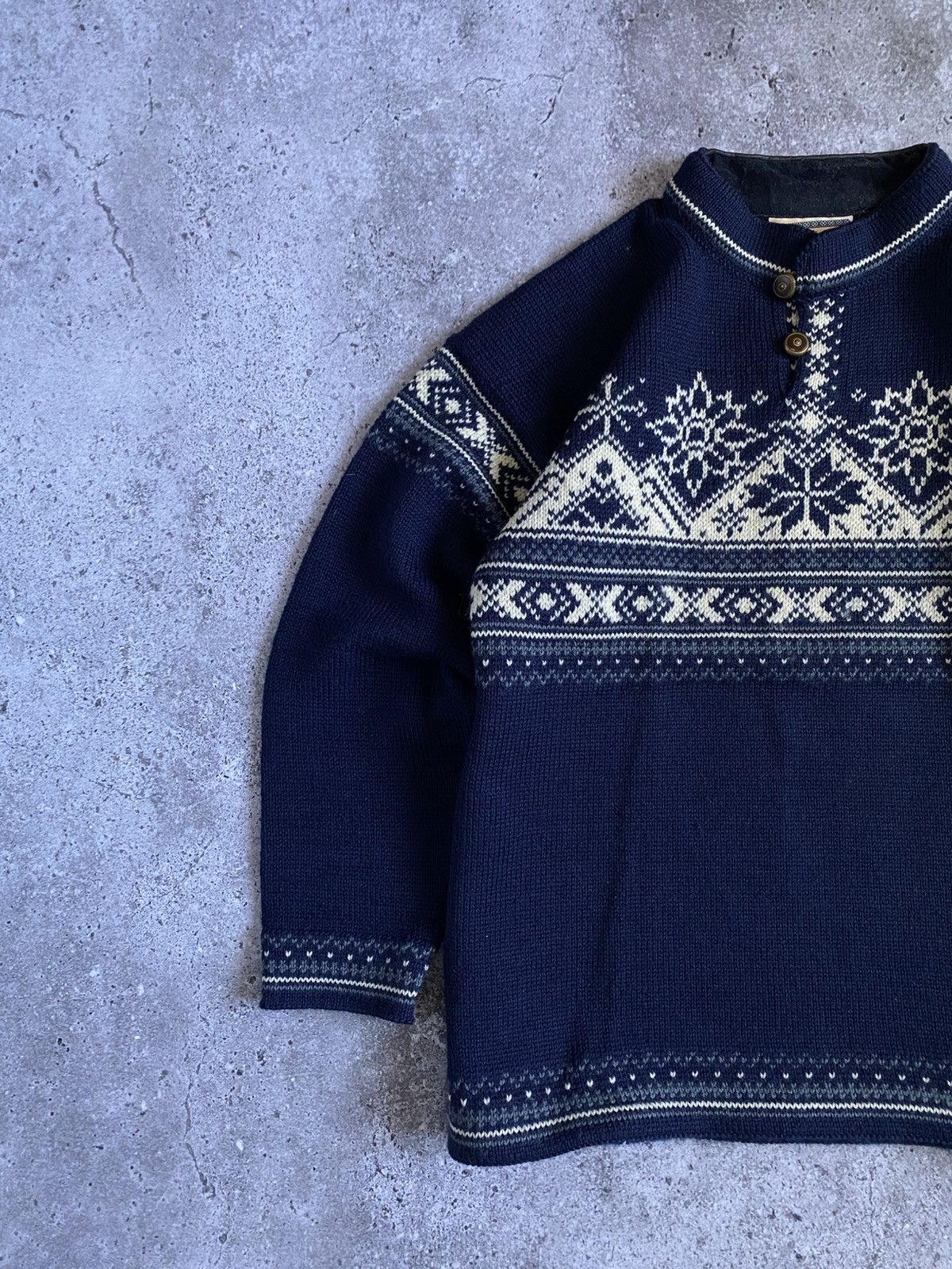 Dale Of Norway × Vintage Vintage Dale of Norway Christmas 2 Button Sweater Wool M Size US M / EU 48-50 / 2 - 2 Thumbnail