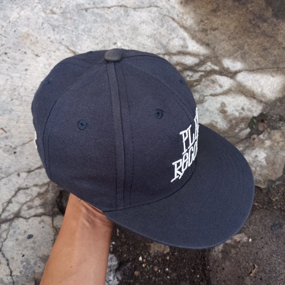 Quintin Co. × Stussy 🔥🔥 Rare. Stussy x Quintin Co. “Play record” Snapback Size ONE SIZE - 8 Thumbnail