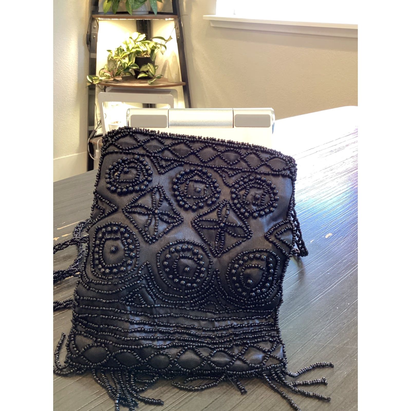 Vintage VINTAGE Beaded Crossbody Bag Shoulder Bag Women Small Black Beaded Accents 5.5-8.5” x .5-2” Bohemian Hipster Wedding Party Travel Workwear Charm Size ONE SIZE - 2 Thumbnail