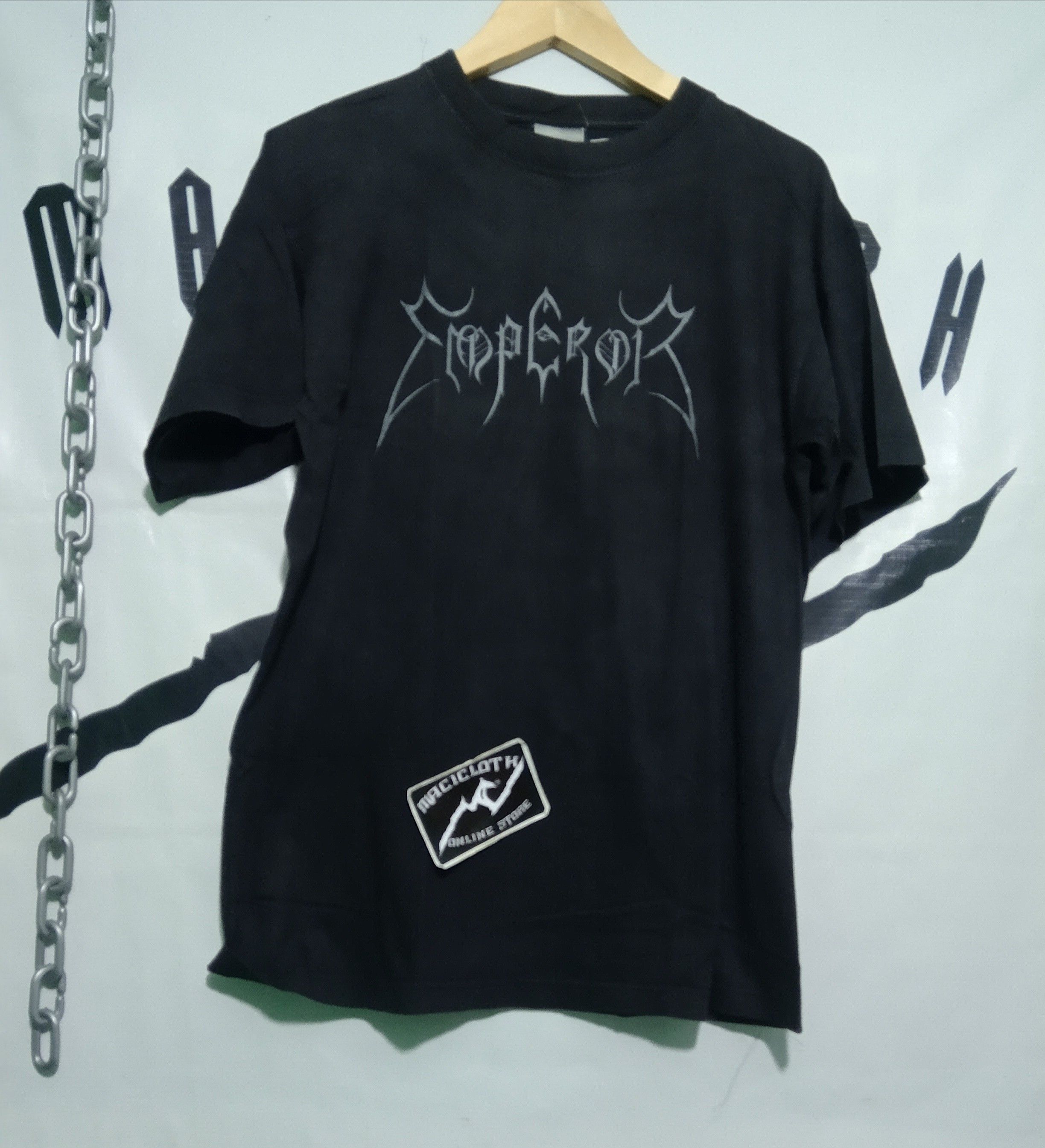 Band Tees Vintage EMPEROR Size US L / EU 52-54 / 3 - 1 Thumbnail