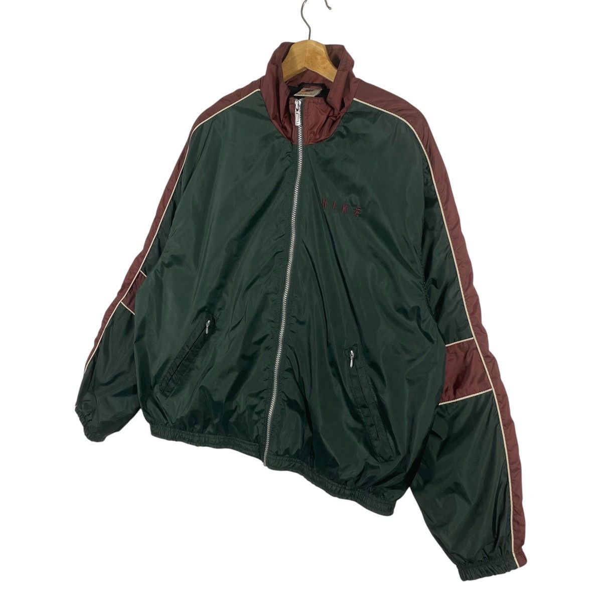 Nike × Vintage Vintage Nike Zipper Windbreaker Jacket Size US M / EU 48-50 / 2 - 4 Thumbnail