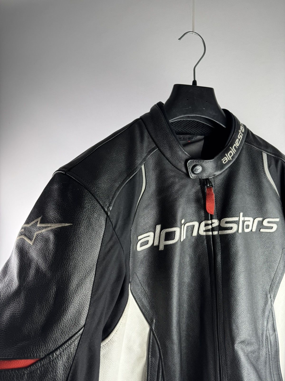 Alpinestars Alpinestars Devon Motorcycle/Motorbike Leather Jacket Black Size US S / EU 44-46 / 1 - 2 Thumbnail
