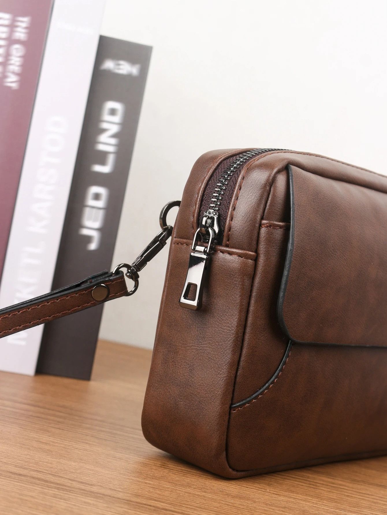 Vintage Minimalist Retro Handbag Size ONE SIZE - 5 Thumbnail