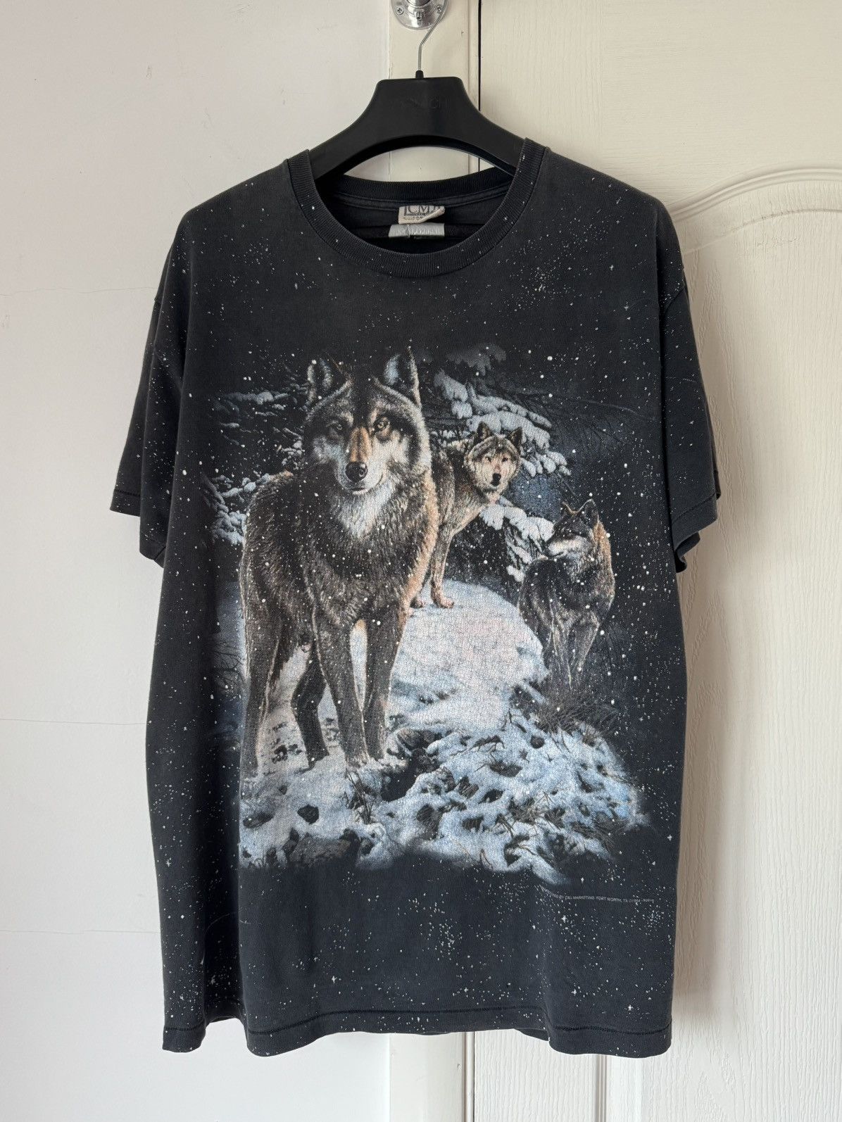 Band Tees Vintage 90s Wolves 🐺 Graphic T Shirt Size US L / EU 52-54 / 3 - 1 Thumbnail