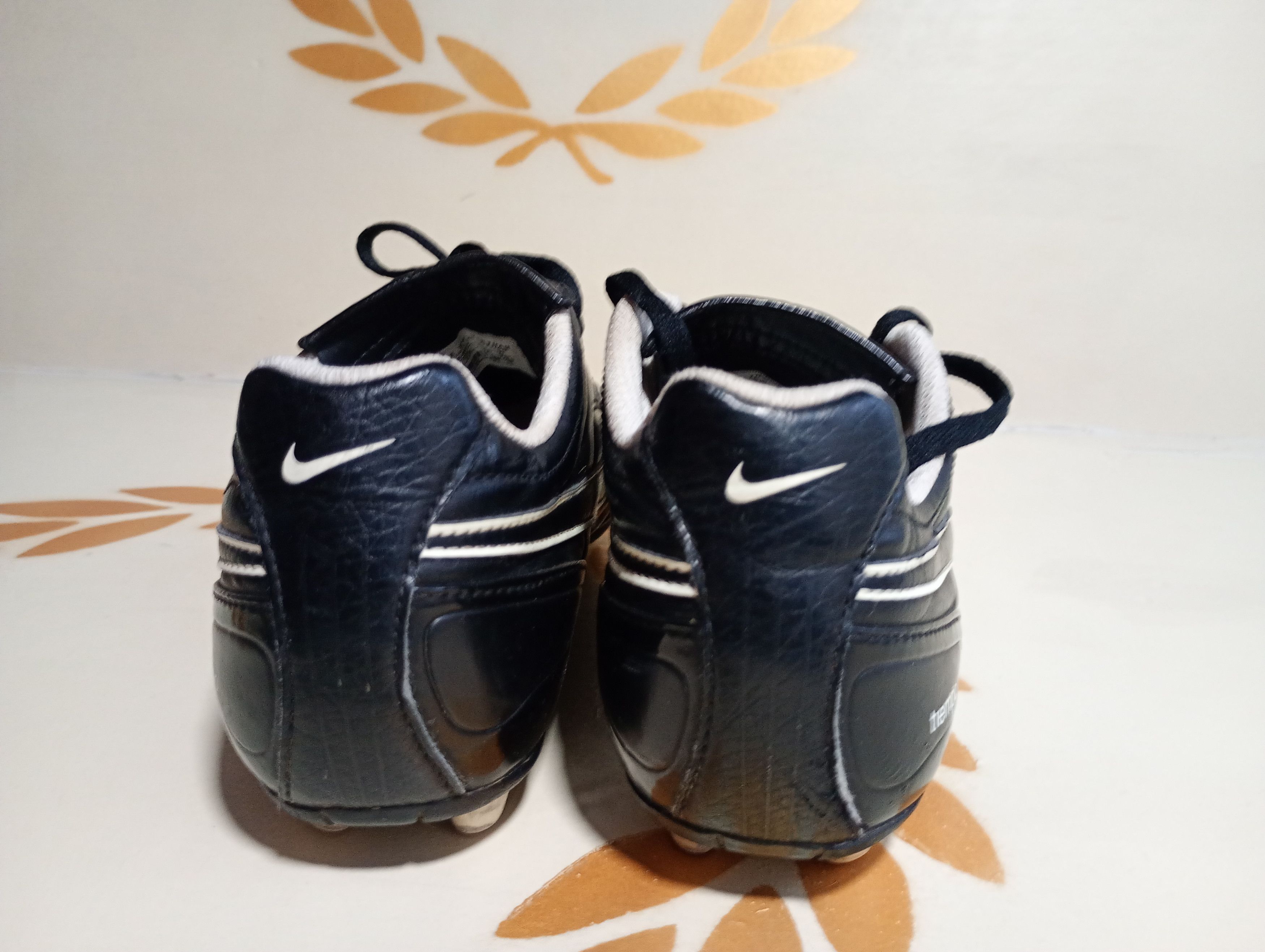 Nike 2009 Nike Tiempo Versatract Soccer Cleats Size US 8.5 Size US 8.5 / EU 41-42 - 11 Thumbnail