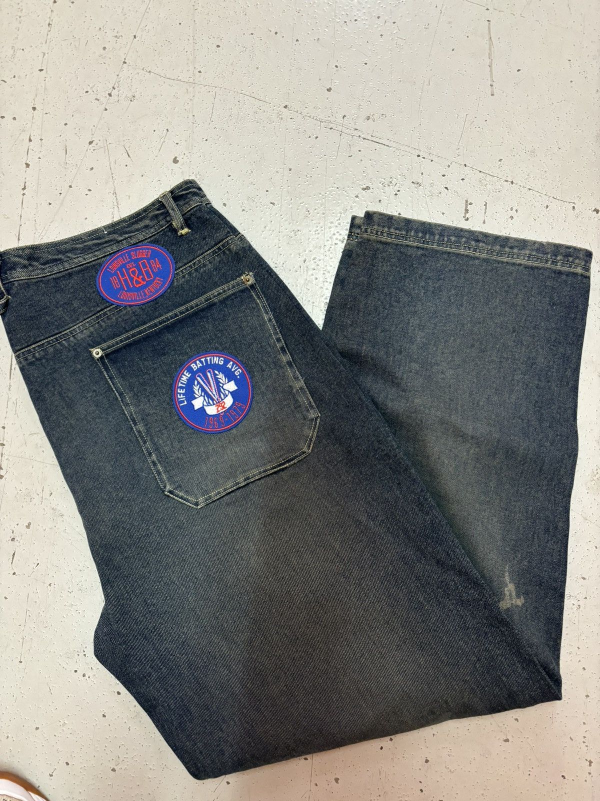 Vintage ***FINAL DROP***RARE 00 HILLERICH &BRADSBY BASEBALL PATCH 40 Size US 40 / EU 56 - 13 Thumbnail