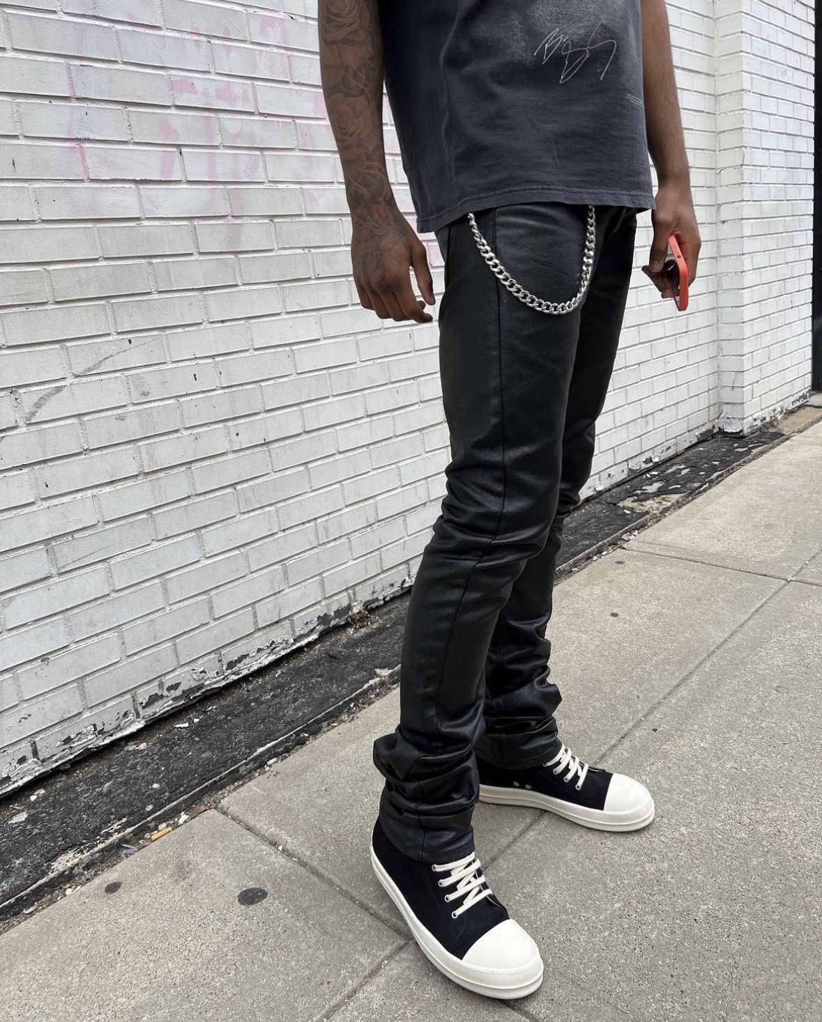 image of Vintage Gv Gallery Rh Denim Stacked Wax Denim Jeans Size 28 in Black, Men's