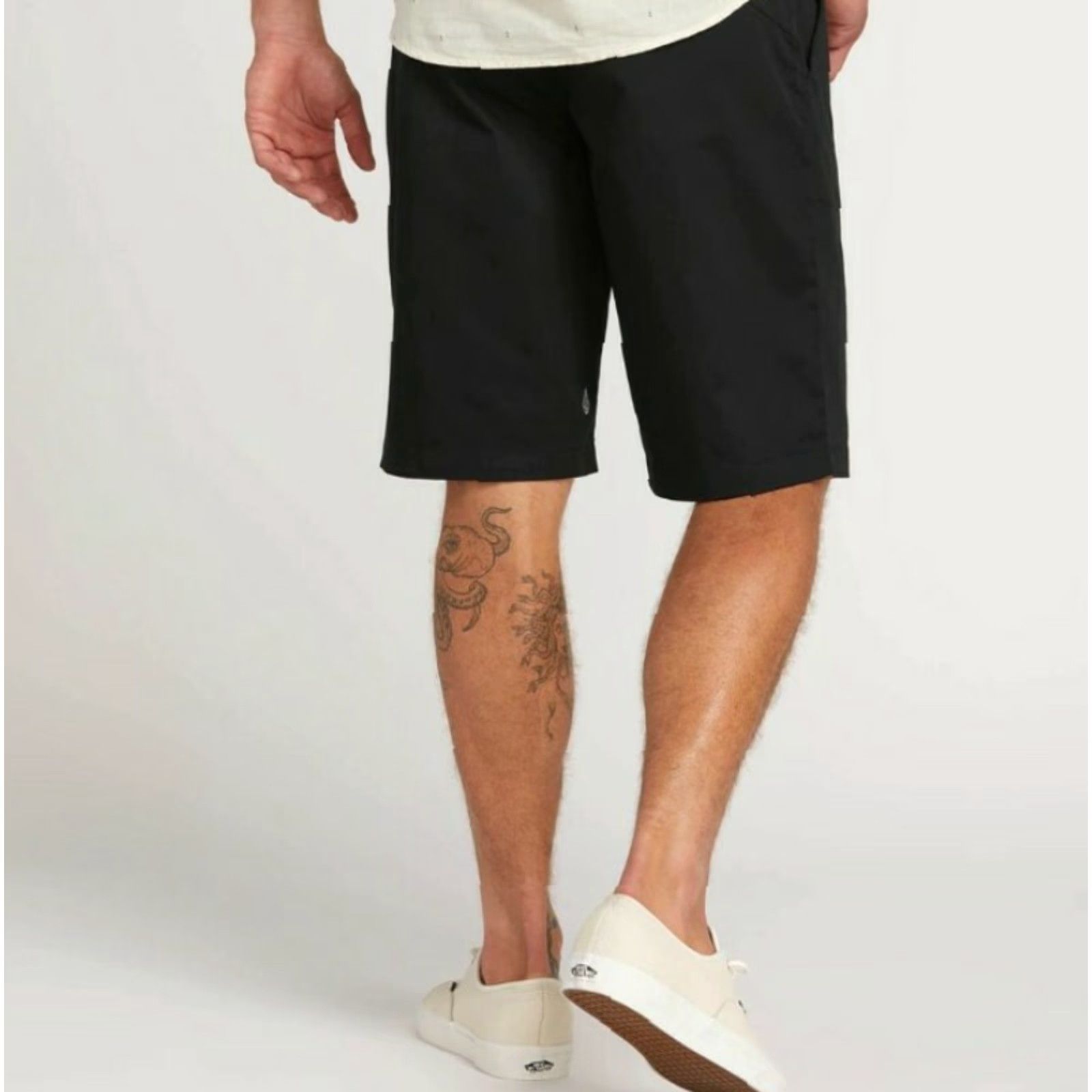 Volcom Volcom Frickin Black Chino Shorts-Size 32 | Men | Chino | Relaxed Fit | 10.5" Inseam | Black | Polyester/Cotton | Casual Vintage: No Size US 32 / EU 48 - 3 Thumbnail