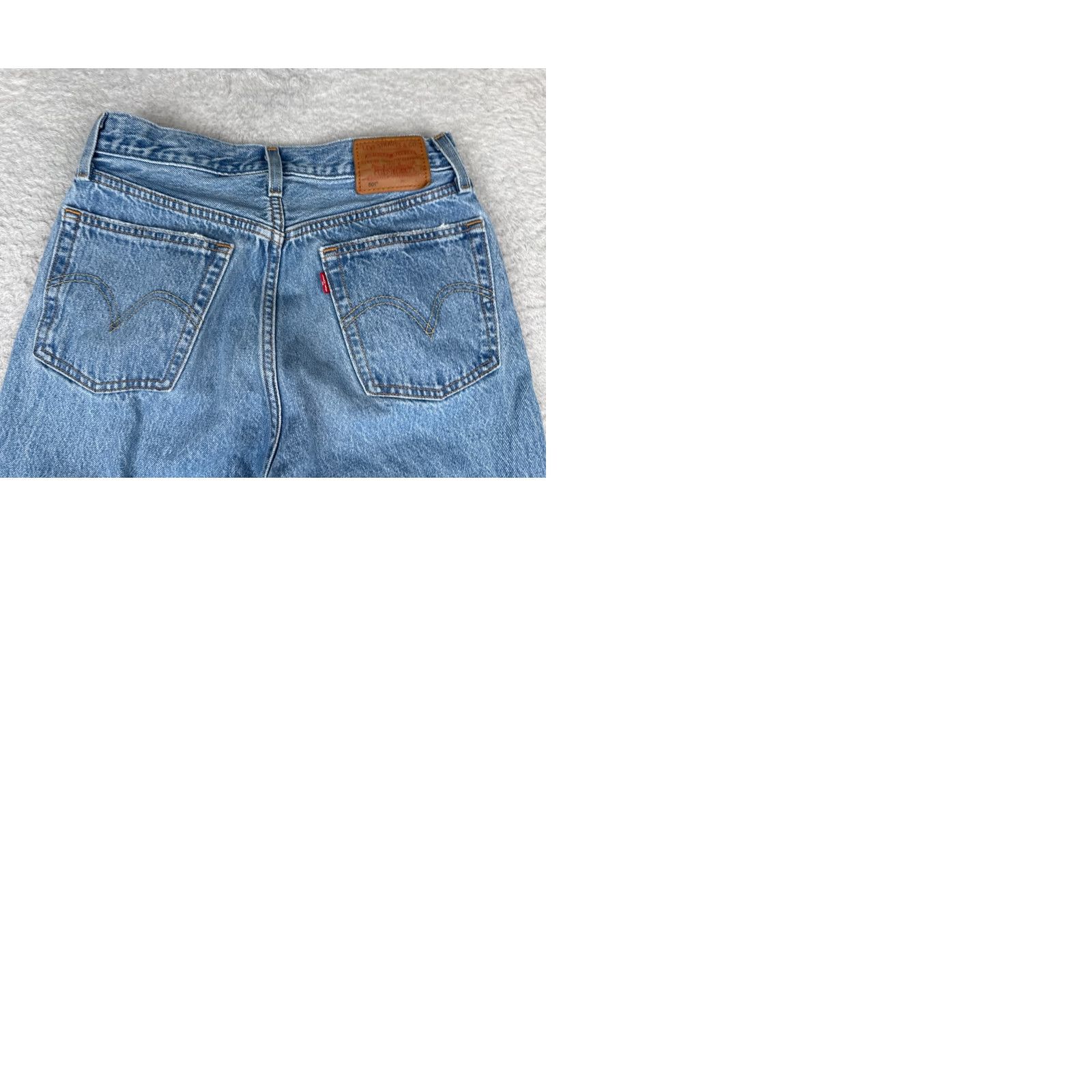 Levi's Levi's 501 Jeans Jeans Adult Regular 26 Blue Denim Distressed Button Fly 501 Premium 26x25 Mens Size US 26 / EU 42 - 11 Thumbnail