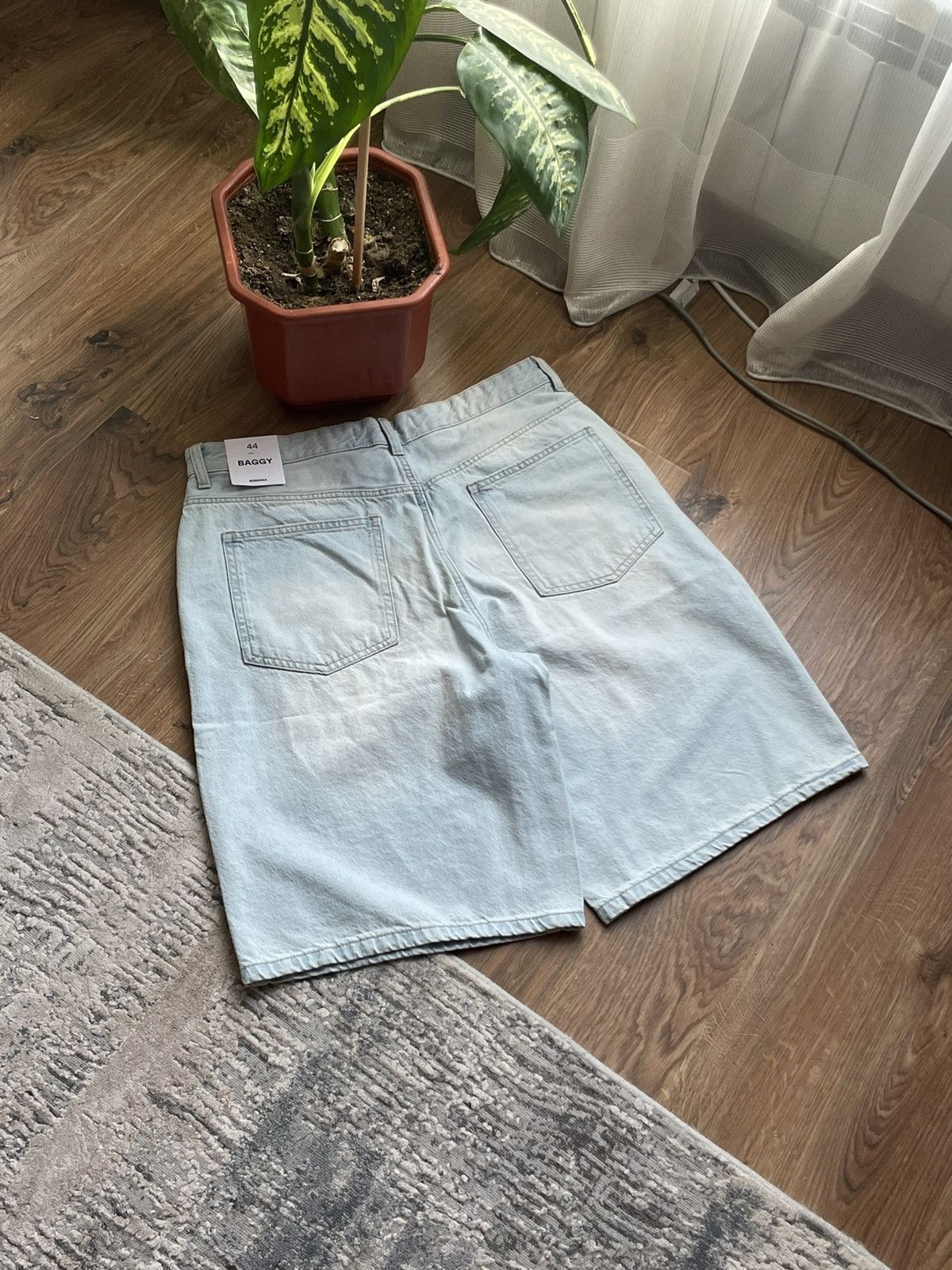 Denime × Designer Baggy jorts bershka Size US 34 / EU 50 - 2 Thumbnail