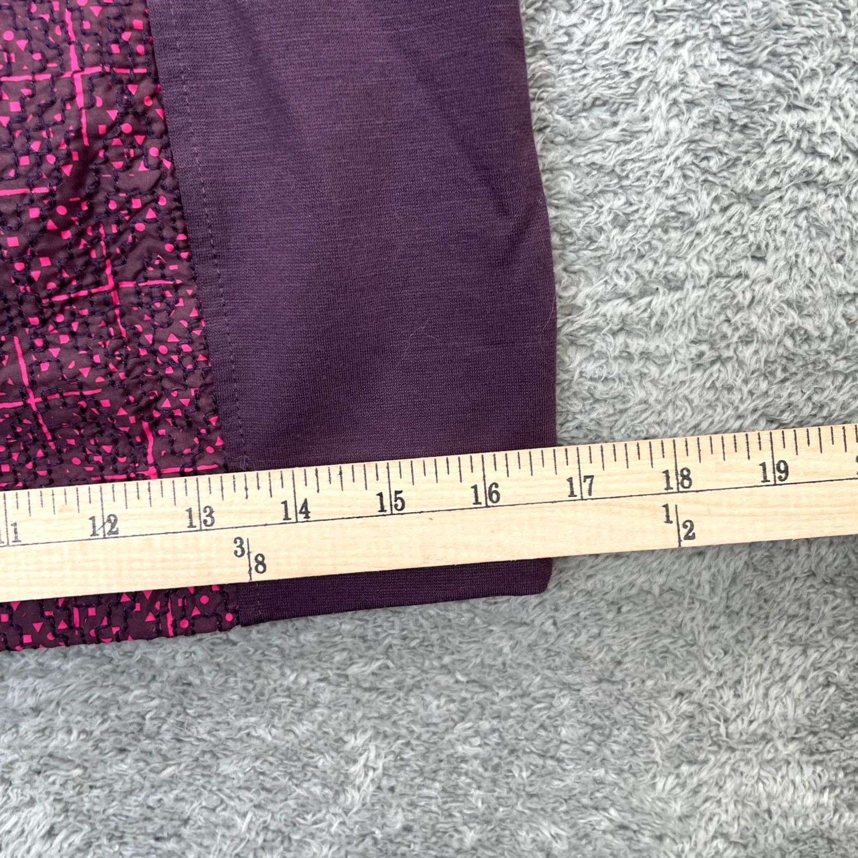 American Eagle Outfitters VINTAGE American Eagle Outfitters Skirts Womens 4 Purple Mini Geometric Lined Back Zip Size 27" / US 4 / IT 40 - 7 Thumbnail