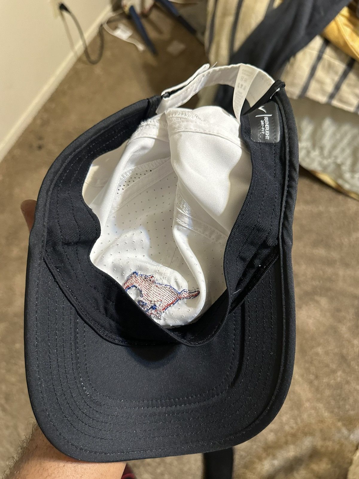 NCAA × Vintage Vintage Nike NCAA Mustang “triple white” hat 00s Size ONE SIZE - 7 Thumbnail