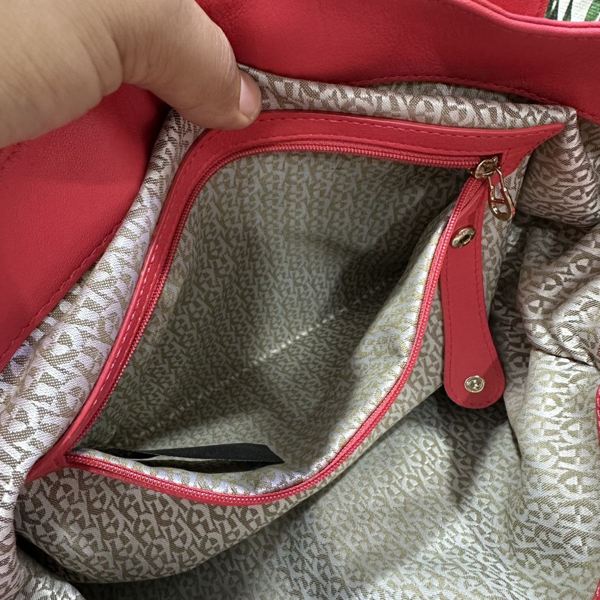 Aigner Authentic AIGNER Monogram Handbag Size ONE SIZE - 15 Thumbnail