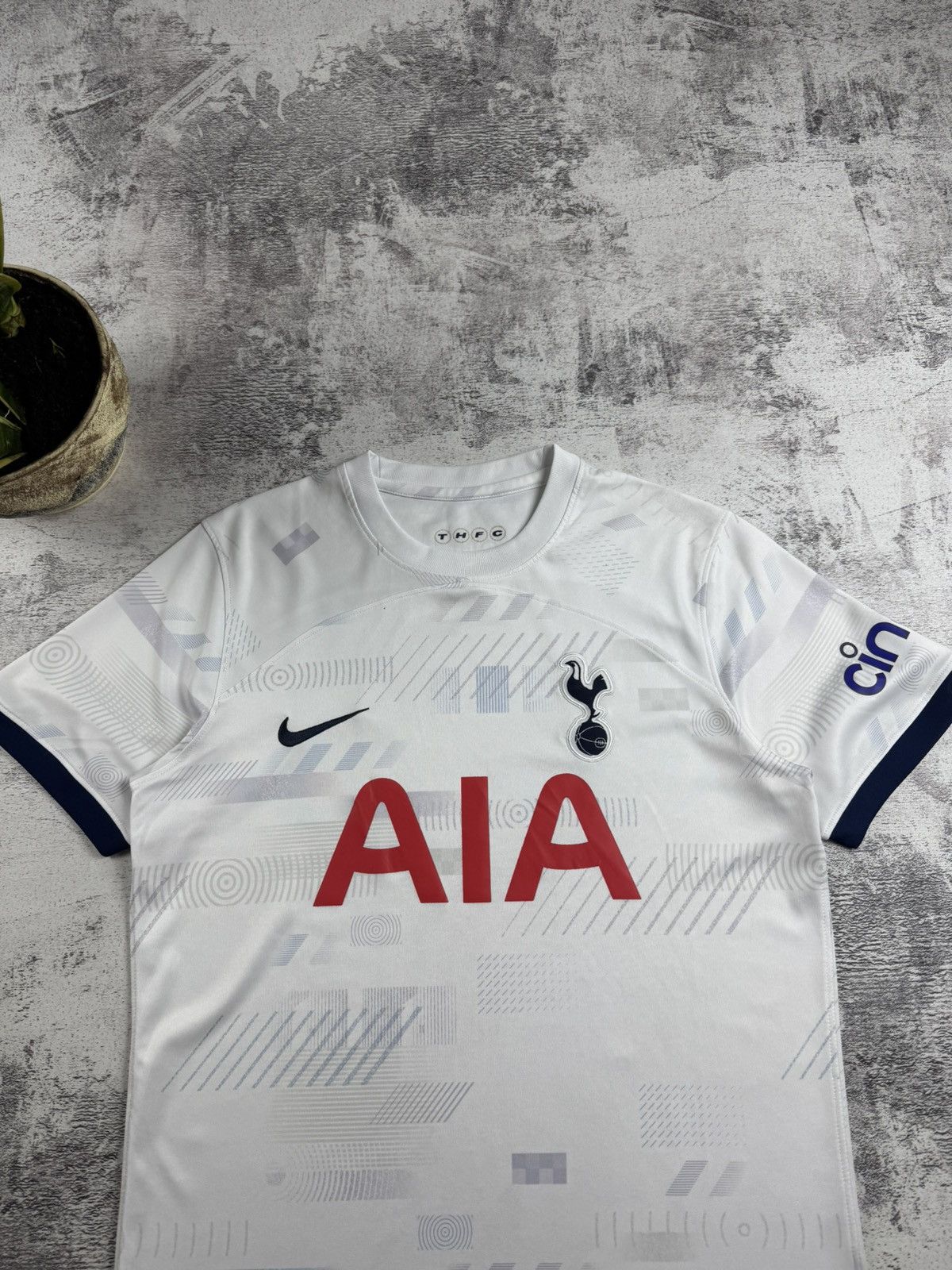 Nike Tottenham Hotspur 2022/2023/2024 Nike White Soccer Football T Shirt Jersey Kit Size US M / EU 48-50 / 2 - 5 Thumbnail