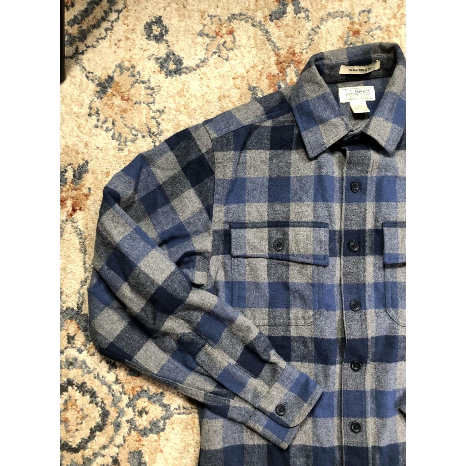 Vintage L.L. Bean Shirt Mens S Blue Plaid Flannel Button Front Long Sleeve Chamois Cotton Heavyweight Pockets Size US S / EU 44-46 / 1 - 3 Thumbnail