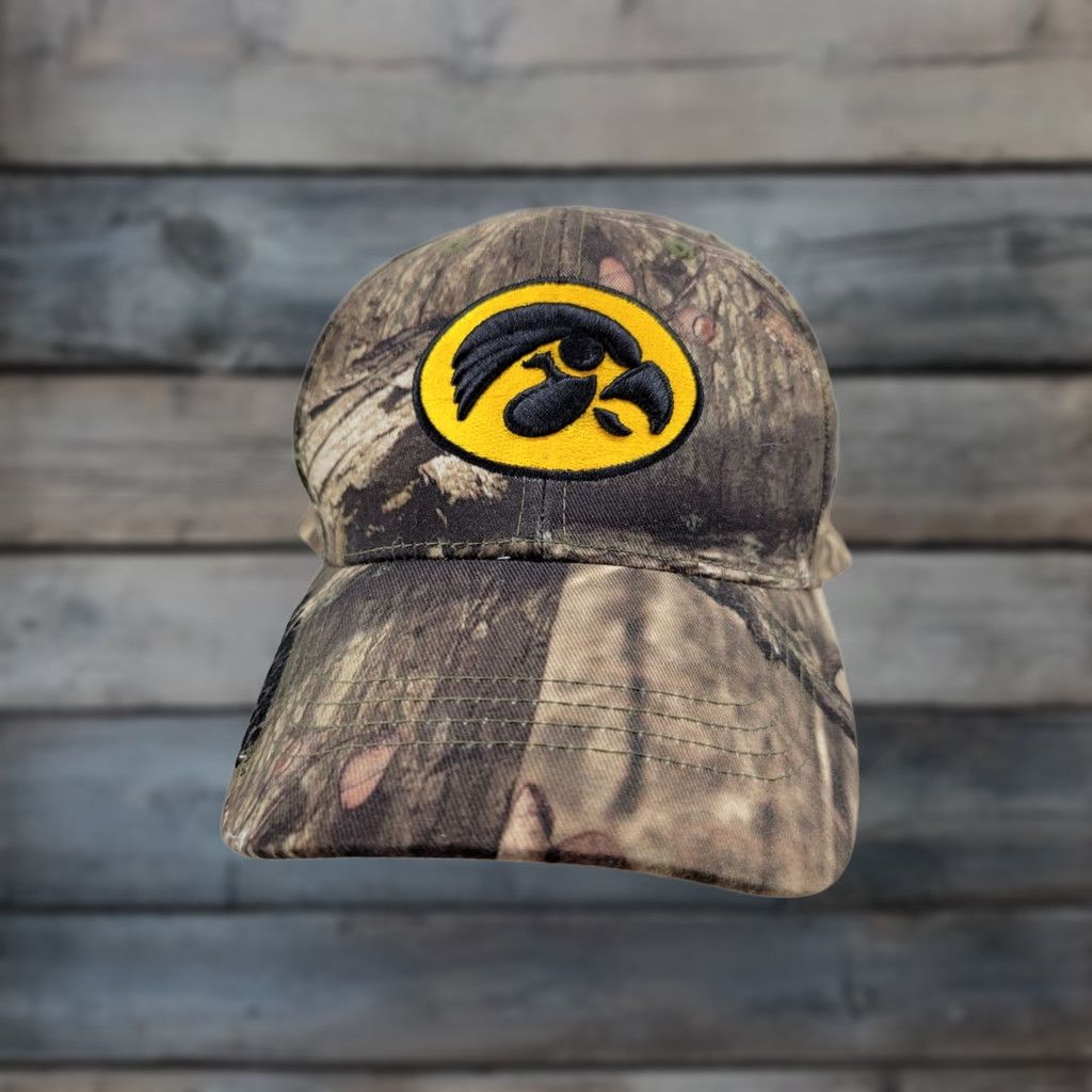 Russell Athletic Iowa Hawkeyes Camouflage Hat Russell Athletics Strapback Mossy Oak College Baseball Cap Men Adjustable Green College Army 90s (if applicable) Size ONE SIZE - 1 Thumbnail