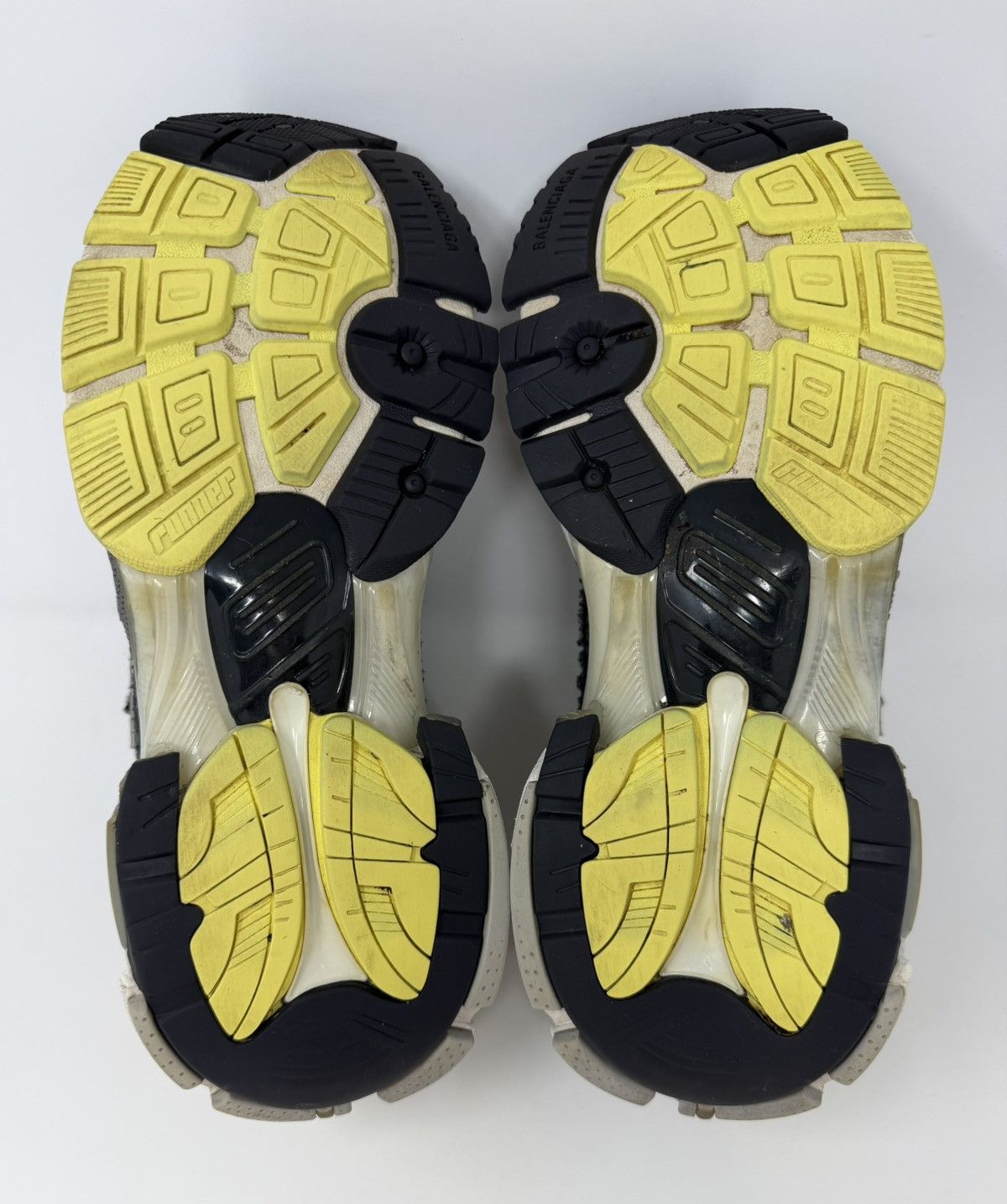 Balenciaga Balenciaga Runner Sneaker Grey/Yellow Size US 10 / EU 43 - 6 Thumbnail