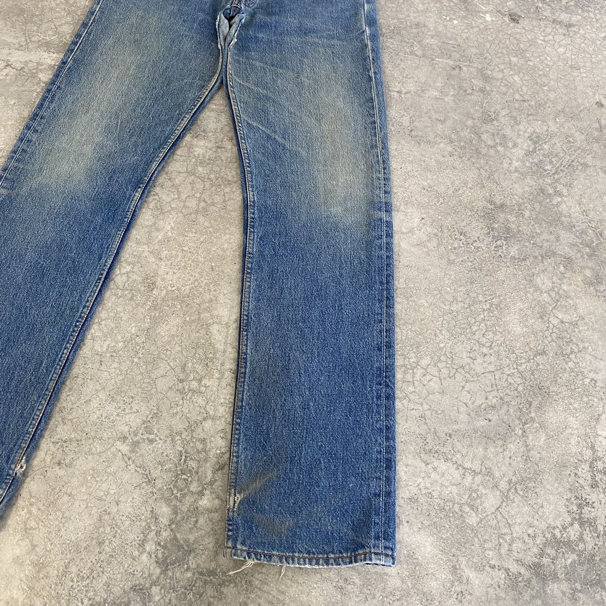 Levi's Vintage 90’s Levis 501 Faded Rusty Blue Jeans Size US 32 / EU 48 - 8 Thumbnail