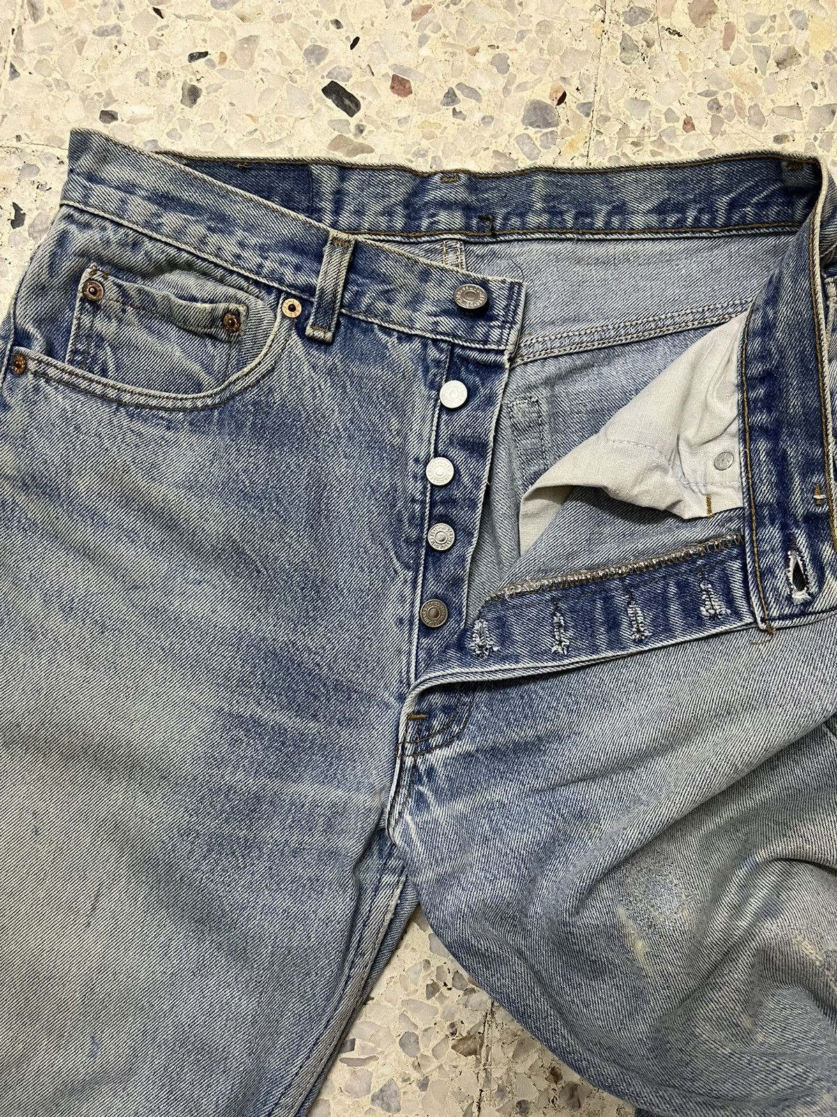 Levi's Rare 90a Levi’s 501XX Light Blue Wash Distressed Vintage Size US 31 - 3 Thumbnail