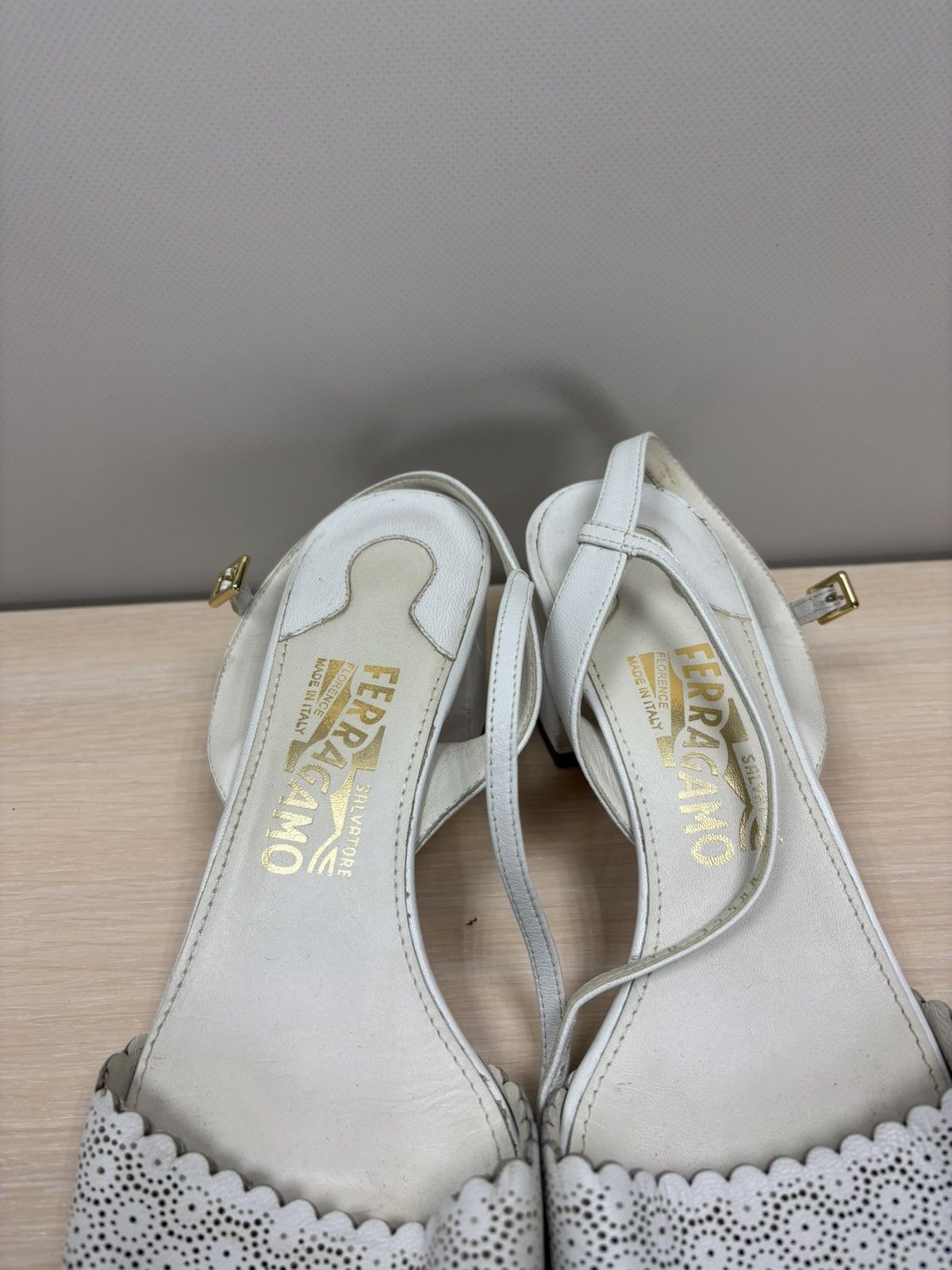 Salvatore Ferragamo Womens heels Salvatore Ferragamo Size 7 Color White Size US 7 / IT 37 - 4 Thumbnail