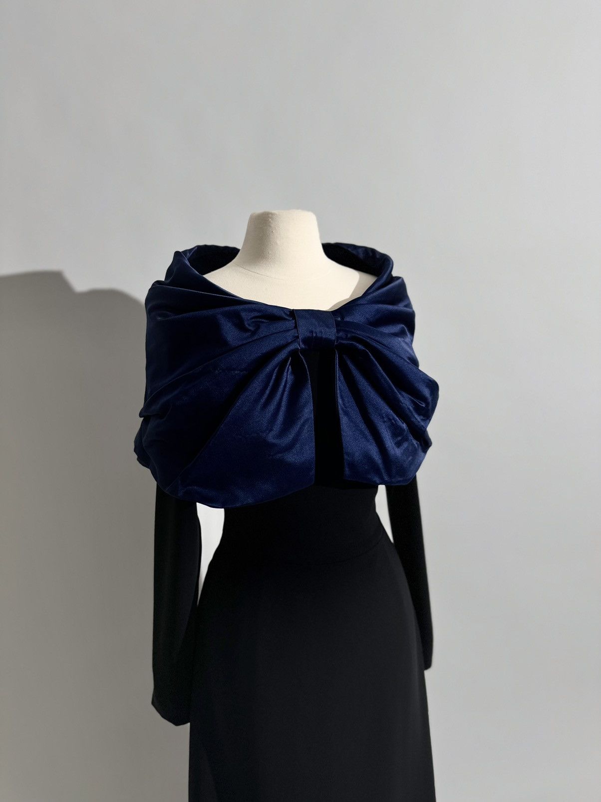 Other Brand New US 8 REEM ACRA Silk Cape Evening Gown Size M / US 6-8 / IT 42-44 - 3 Thumbnail