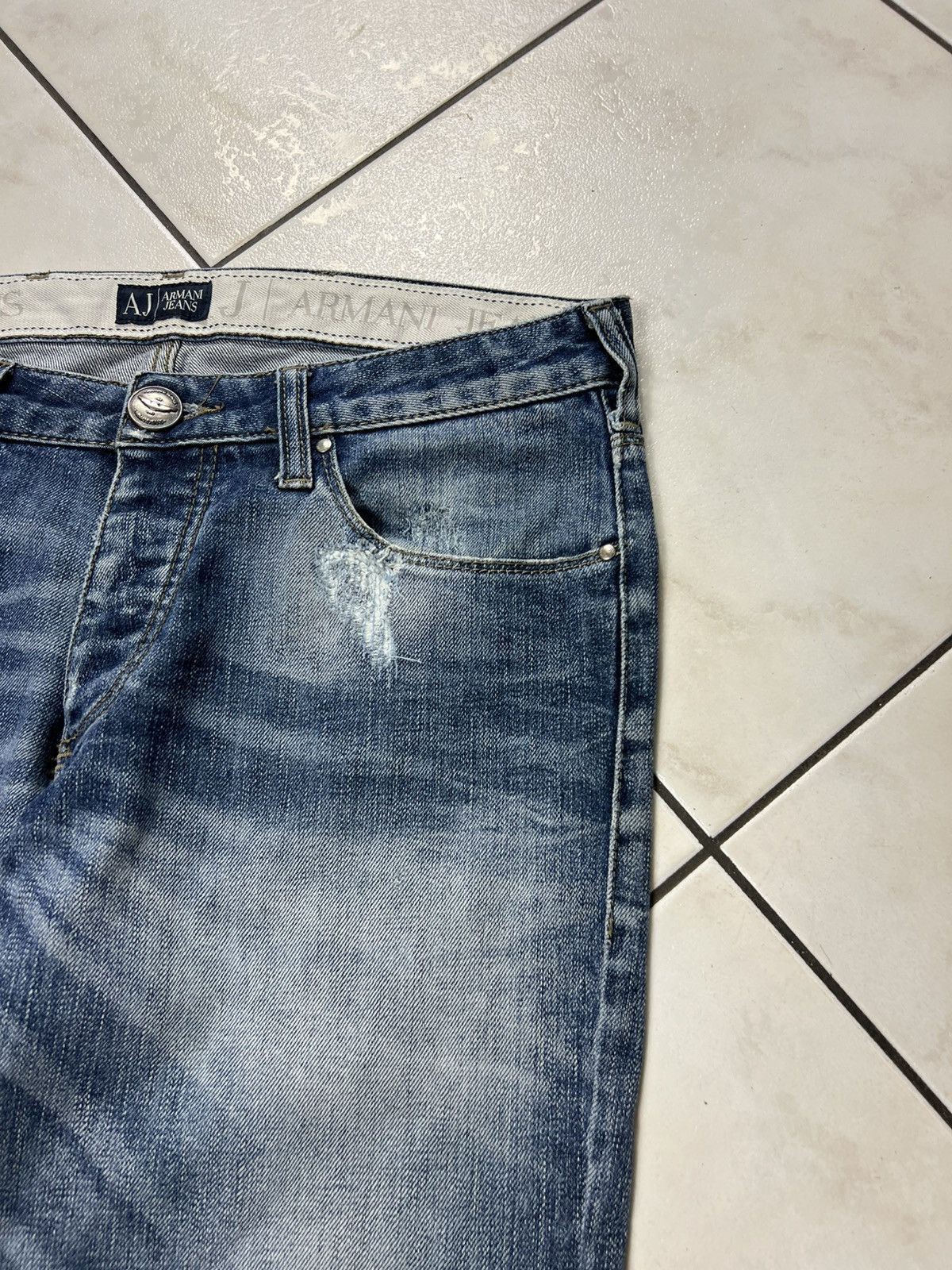 Giorgio Armani Vintage Giorgio Armani jeans distressed denim washed pants Size US 32 / EU 48 - 6 Thumbnail