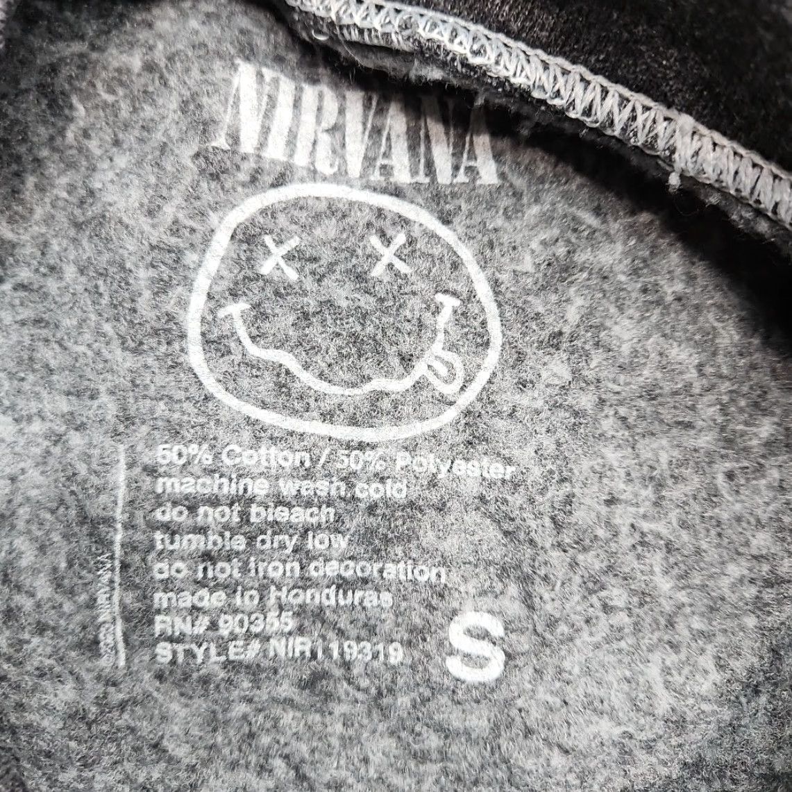 Vintage Nirvana Sweatshirt Women Small Dark Gray Pullover Graphic Print Crew Neck Pullover Casual Activewear Size S / US 4 / IT 40 - 4 Thumbnail