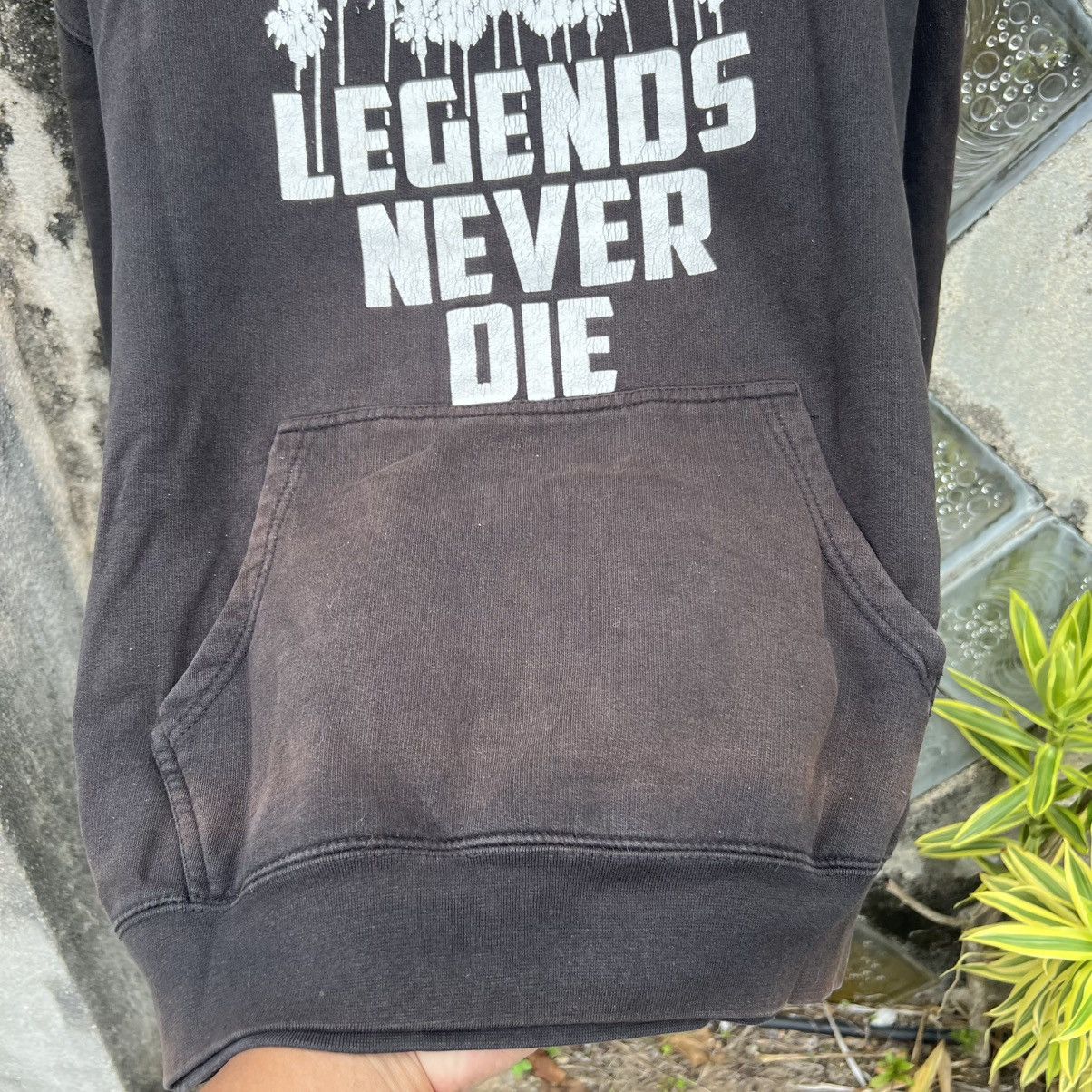 Other “LEGENDS NEVER DIE GRAPHIC HOODIE – KOBE TUPAC NIPSEY” Size US XL / EU 56 / 4 - 8 Thumbnail