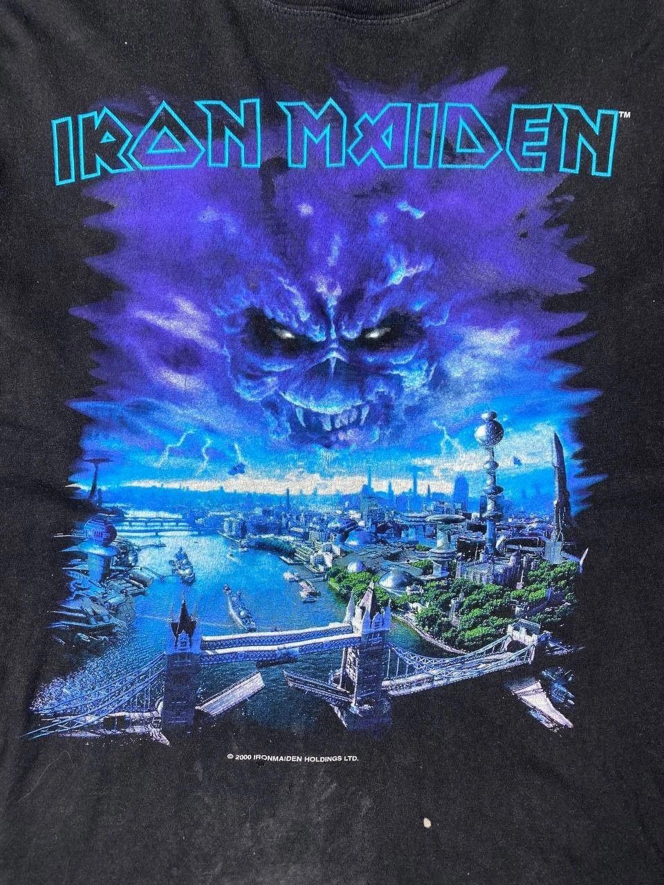 Vintage Vintage Iron Maiden T-Shirt 2000 Brave New World Size US XL / EU 56 / 4 - 2 Thumbnail