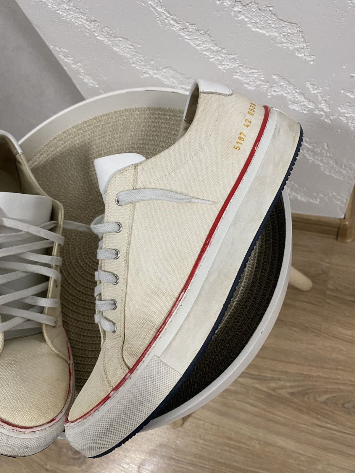 Common Projects Common Project Dirty Sneakers Size: 42 Size US 9 / EU 42 - 5 Thumbnail