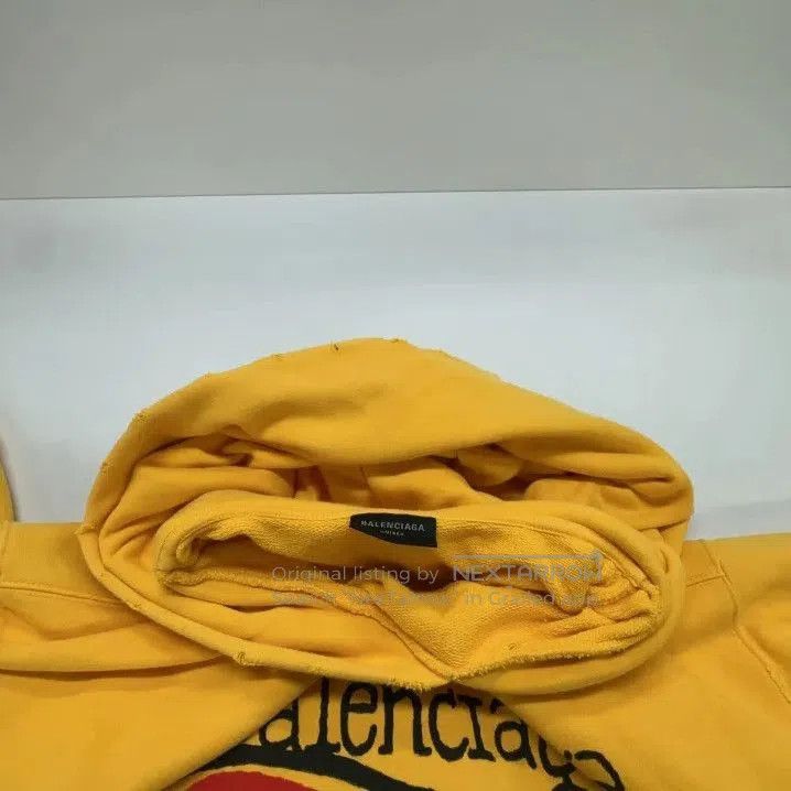 Balenciaga Balenciaga Yellow Logo Print Hooded Sweatshirt. Size US XS / EU 42 / 0 - 4 Thumbnail