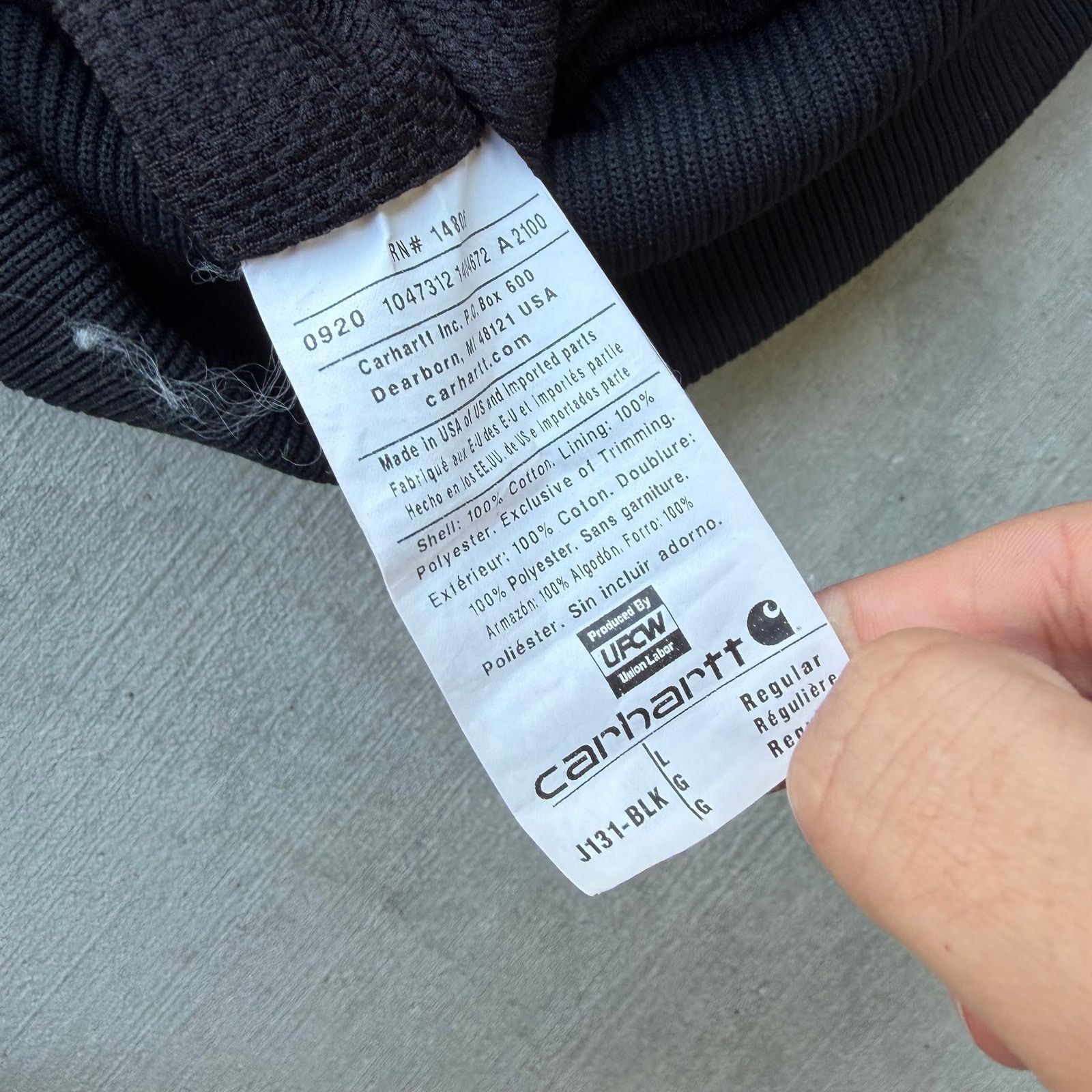 Carhartt × Vintage Carhartt J131 black hooded work wear jacket Size US L / EU 52-54 / 3 - 5 Thumbnail
