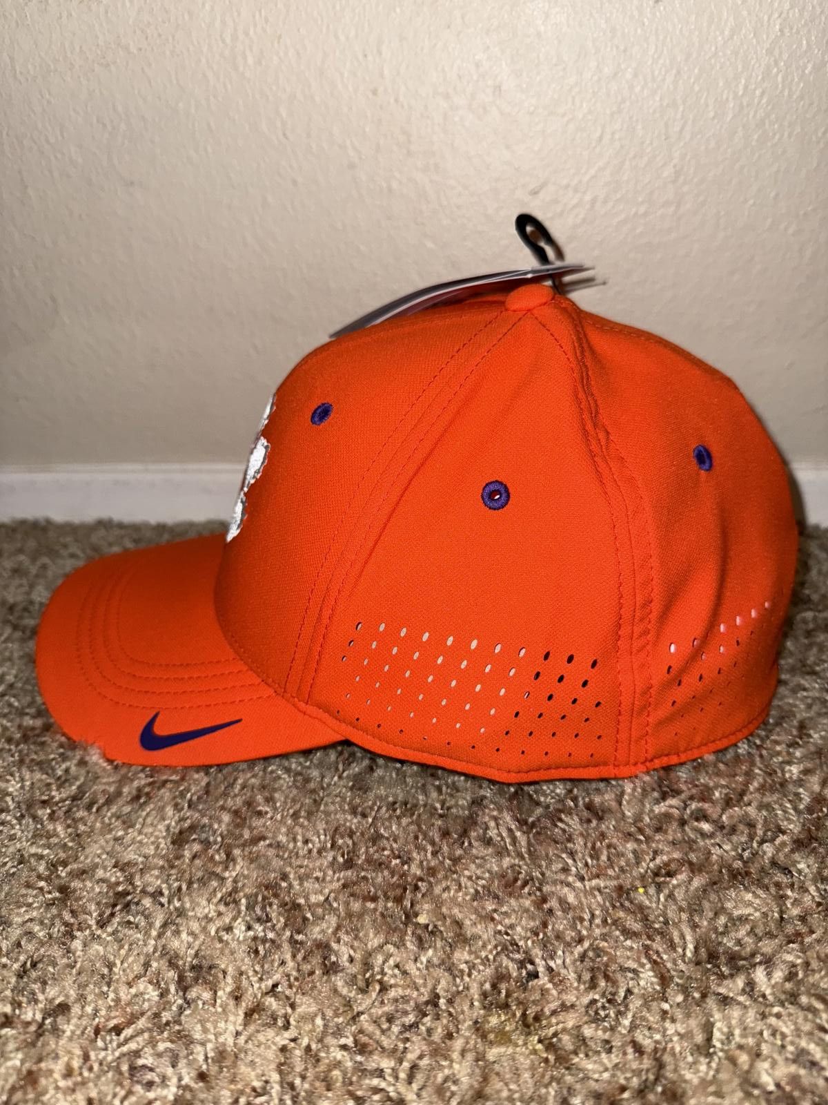 Nike Nike Men’s Clemson Tigers Orange Coach Dri-Fit Club Aerobill Flex Hat Sample Size ONE SIZE - 7 Thumbnail