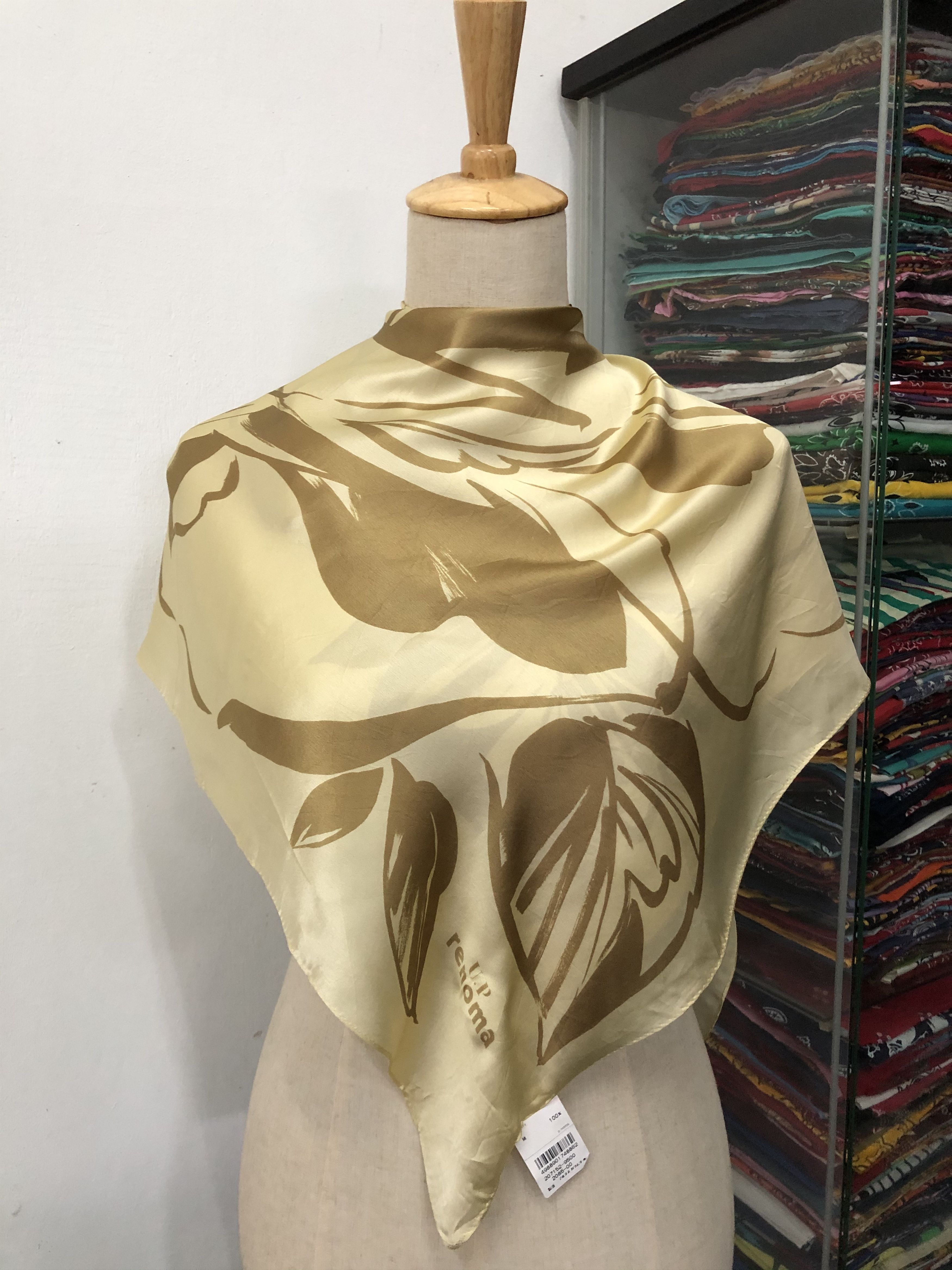 Renoma × Vintage Vintage U.P Rrenoma Silk Scarf Size ONE SIZE - 1 Thumbnail