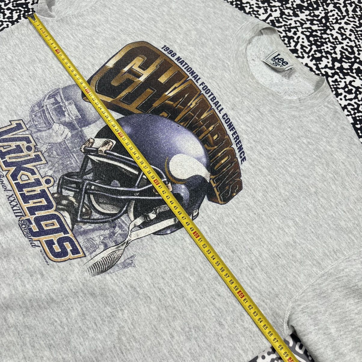 Lee Vintage 1999 Vikings Super Bowl NFL NFC Lee Boxy Sweatshirt Size US XL / EU 56 / 4 - 18 Thumbnail
