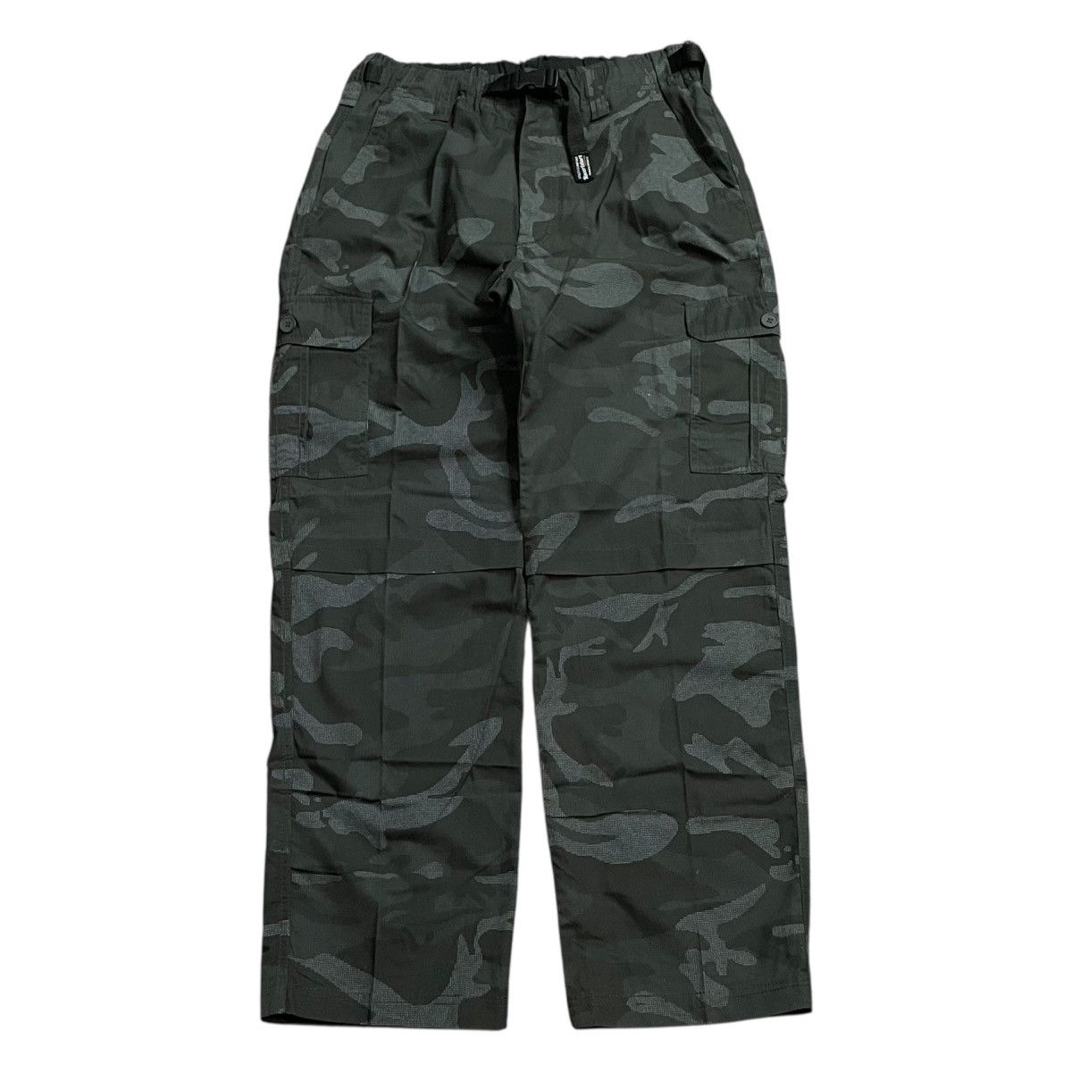 Japanese Brand Rovertstars Camo Cargo Nylon pants Size US 32 / EU 48 - 1 Thumbnail