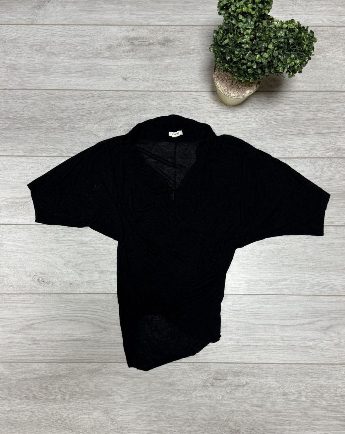 Helmut Lang Helmut Lang long sleeve blouse shirt asymmetric design Size M / US 6-8 / IT 42-44 - 1 Thumbnail