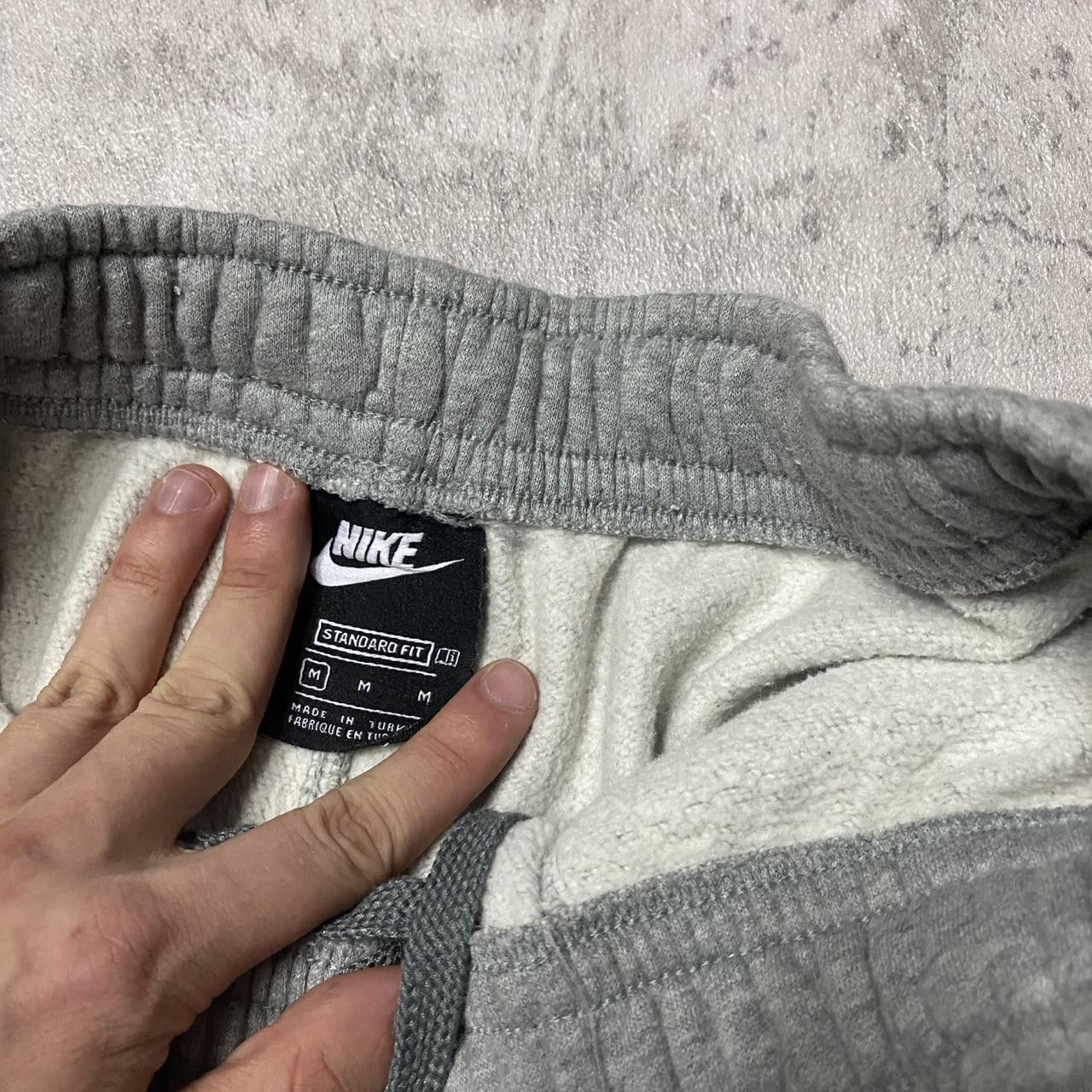 Nike Grey Nike joggers with cargo pockets #gymwear Size US 32 / EU 48 - 3 Thumbnail