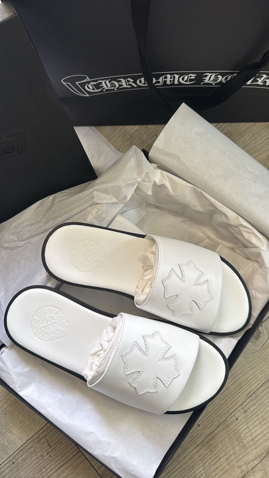 Chrome Hearts Authentic Chrome hearts white leather slides Size US 9 / IT 39 - 2 Thumbnail