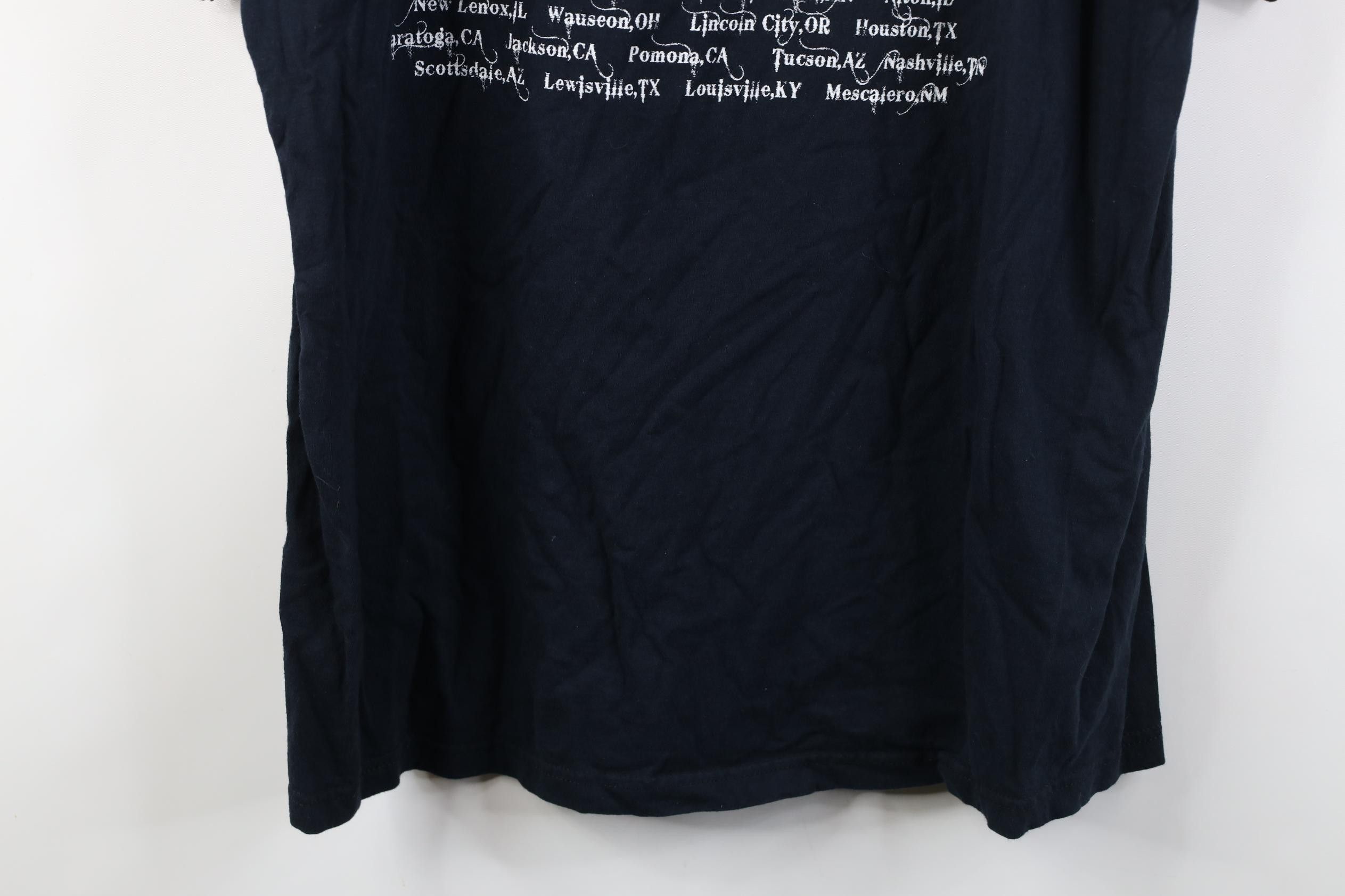 Vintage Vintage Y2K 2015 Tour Lynyrd Band Short Sleeve T-Shirt Size US XL / EU 56 / 4 - 14 Thumbnail