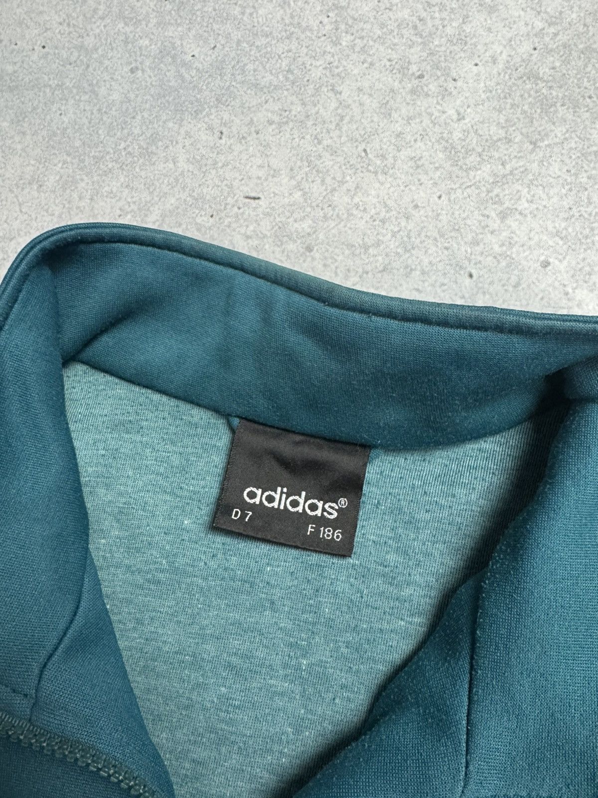 Adidas Vintage 90s Adidas Liverpool Soccer Zip Hoodie Retro Size US L / EU 52-54 / 3 - 7 Thumbnail