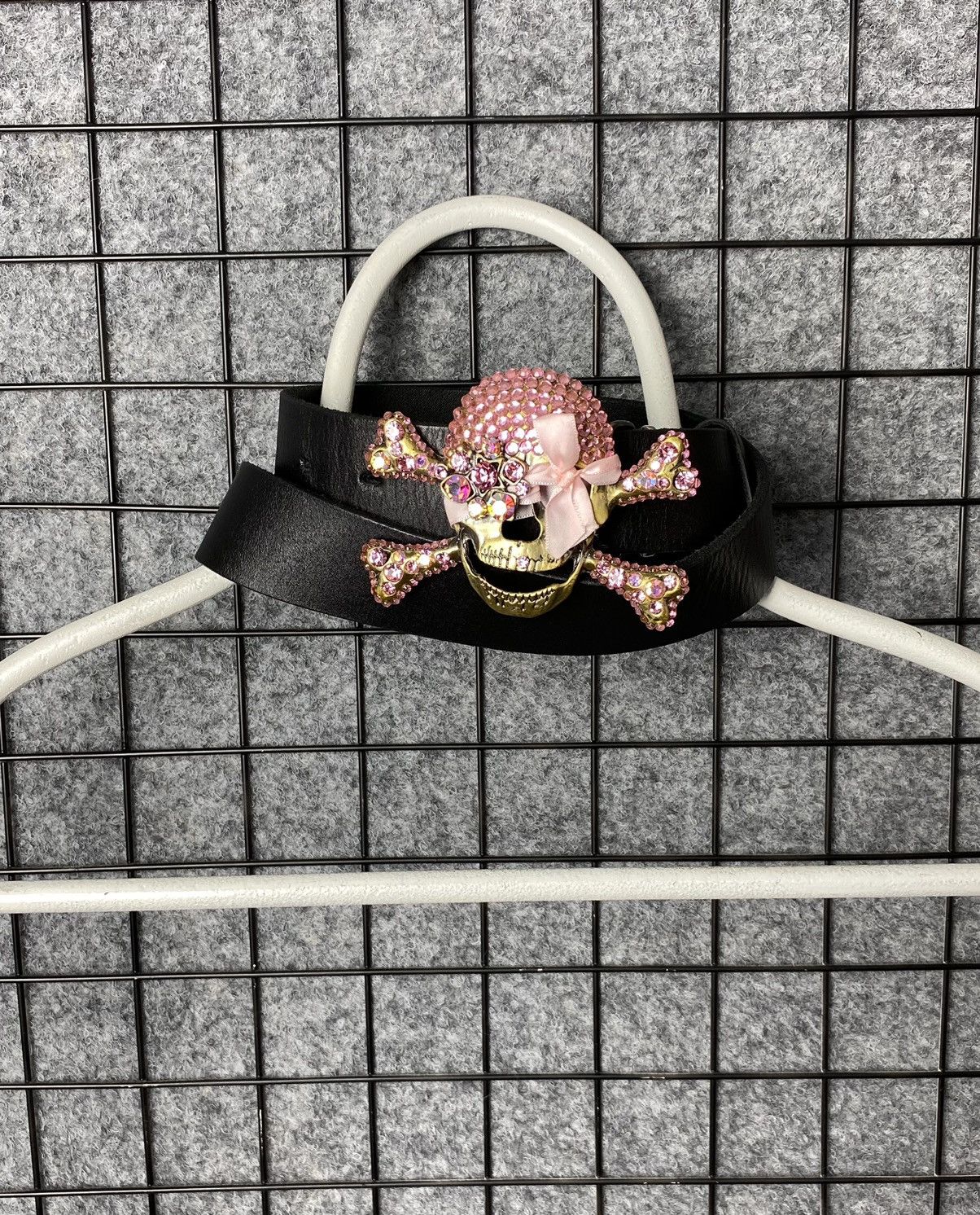 Genuine Leather BB1 VintageY2K Rhinestone Skull Buckle Belt Size OS Size ONE SIZE - 1 Thumbnail