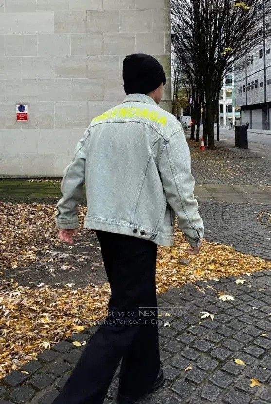 Balenciaga Balenciaga Washed Denim Jacket. Size US M / EU 48-50 / 2 - 4 Thumbnail