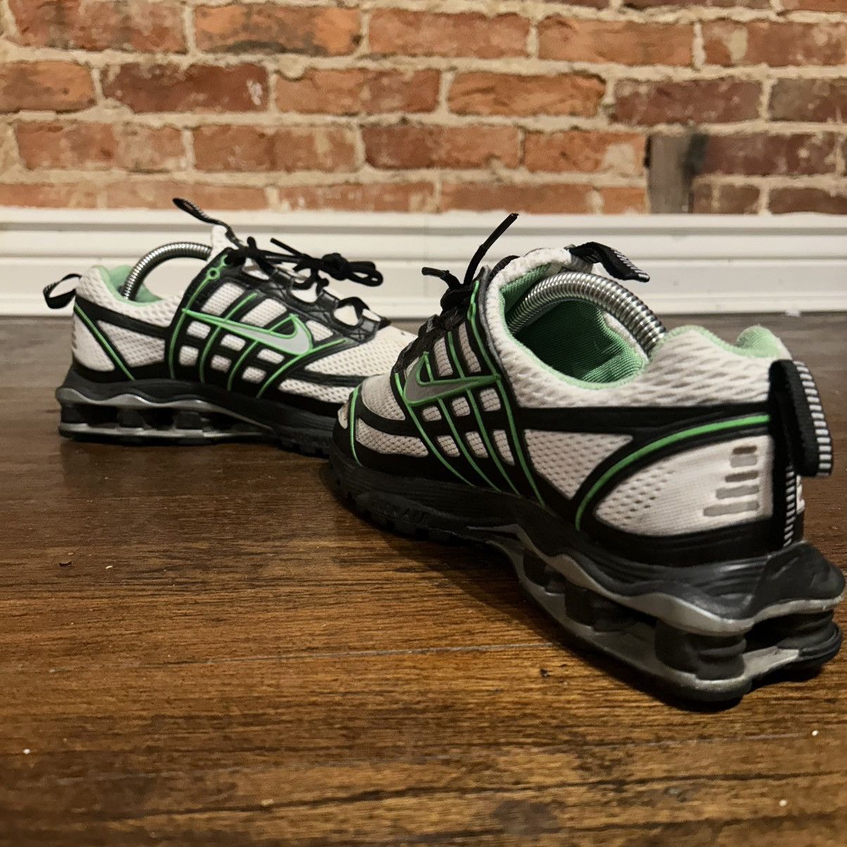 Nike Nike Shox 2:40 Size 7.5 2006 Size US 7.5 / EU 40-41 - 6 Thumbnail