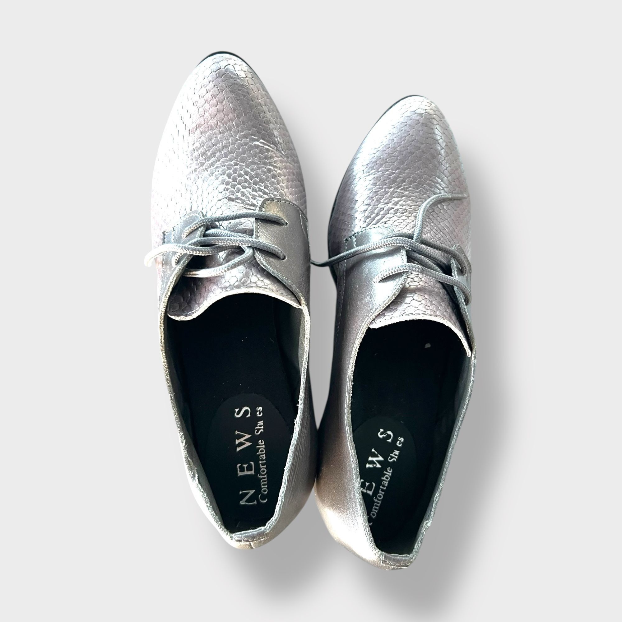 Dansko Womens Lace-Up Oxford Shoes With Faux Snakeskin Pattern & Fa Size US 7.5 / IT 37.5 - 7 Thumbnail