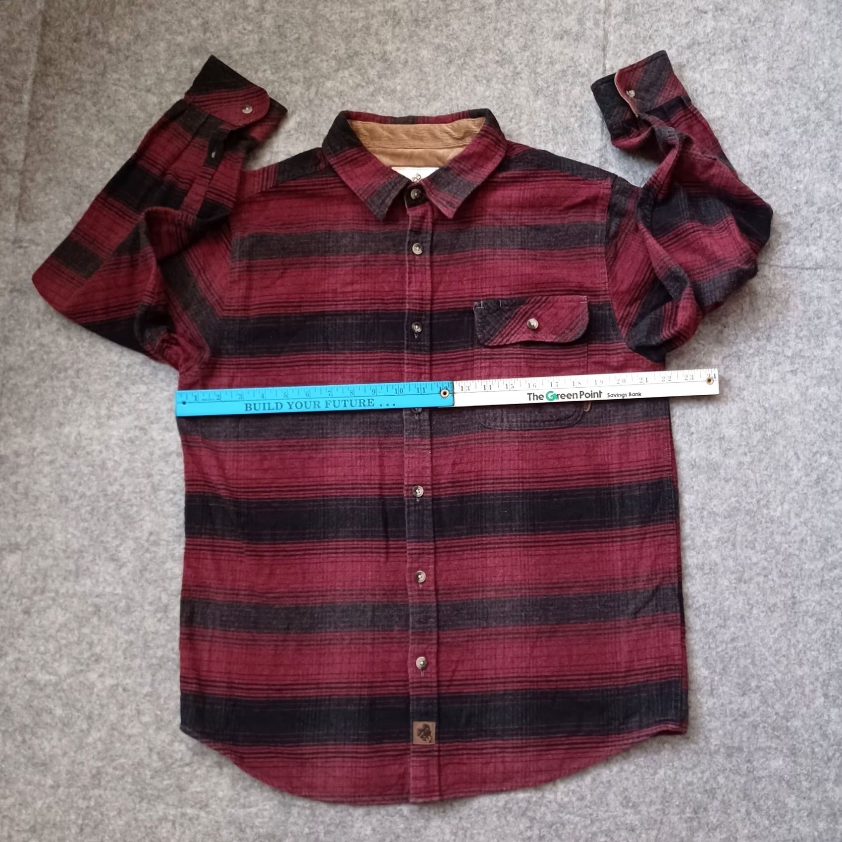 Vintage VINTAGE? No. Legendary Whitetails Shirt Mens L Red Black Plaid Flannel Long Sleeve Outdoor Size US L / EU 52-54 / 3 - 4 Thumbnail