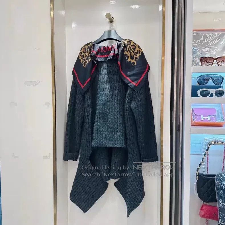 Balenciaga Balenciaga sweater Size XS / US 0-2 / IT 36-38 - 2 Thumbnail