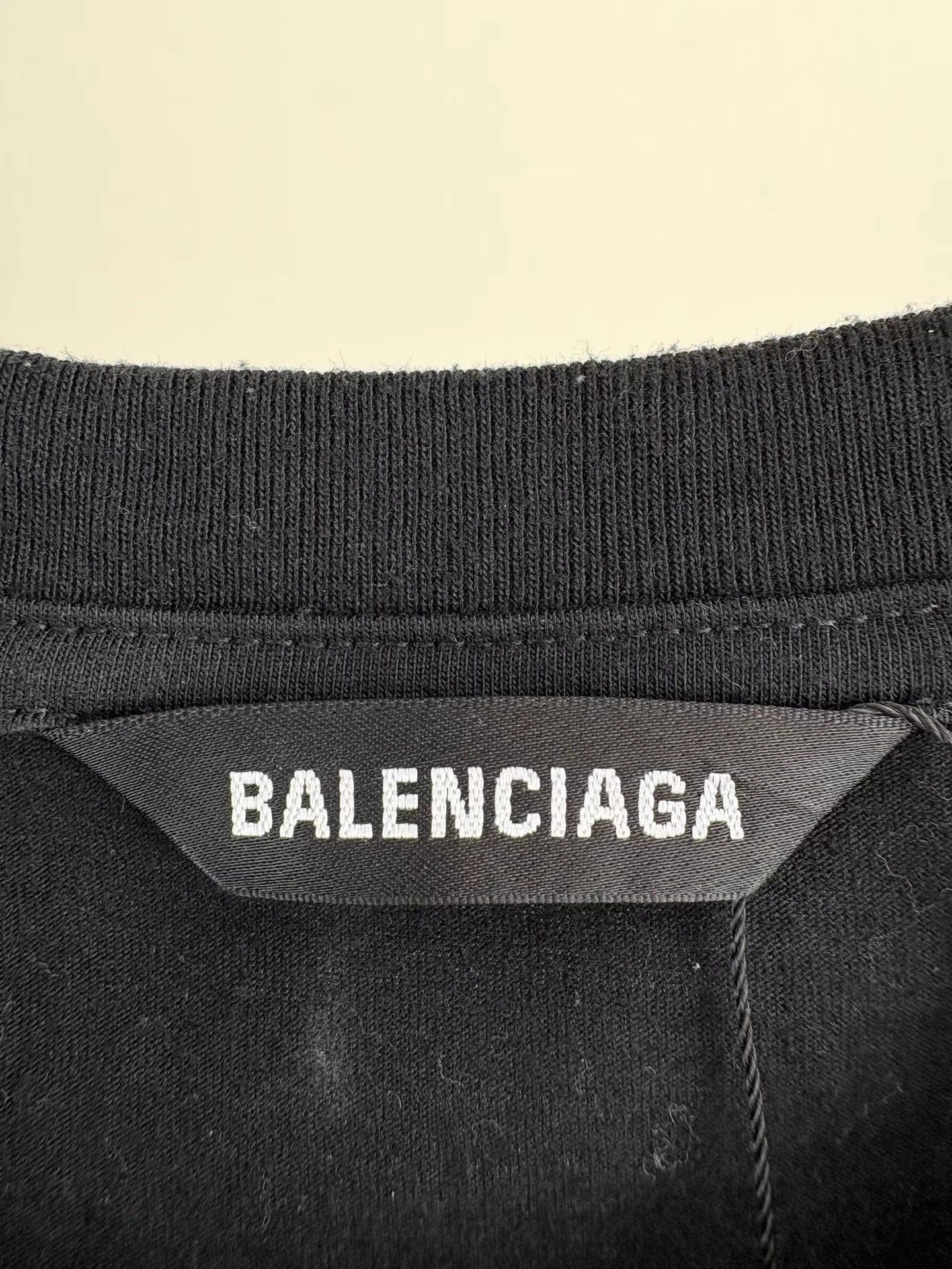 Balenciaga BALENCIAGA Seven-language Printed Short Sleeve K1 Size US M / EU 48-50 / 2 - 4 Thumbnail